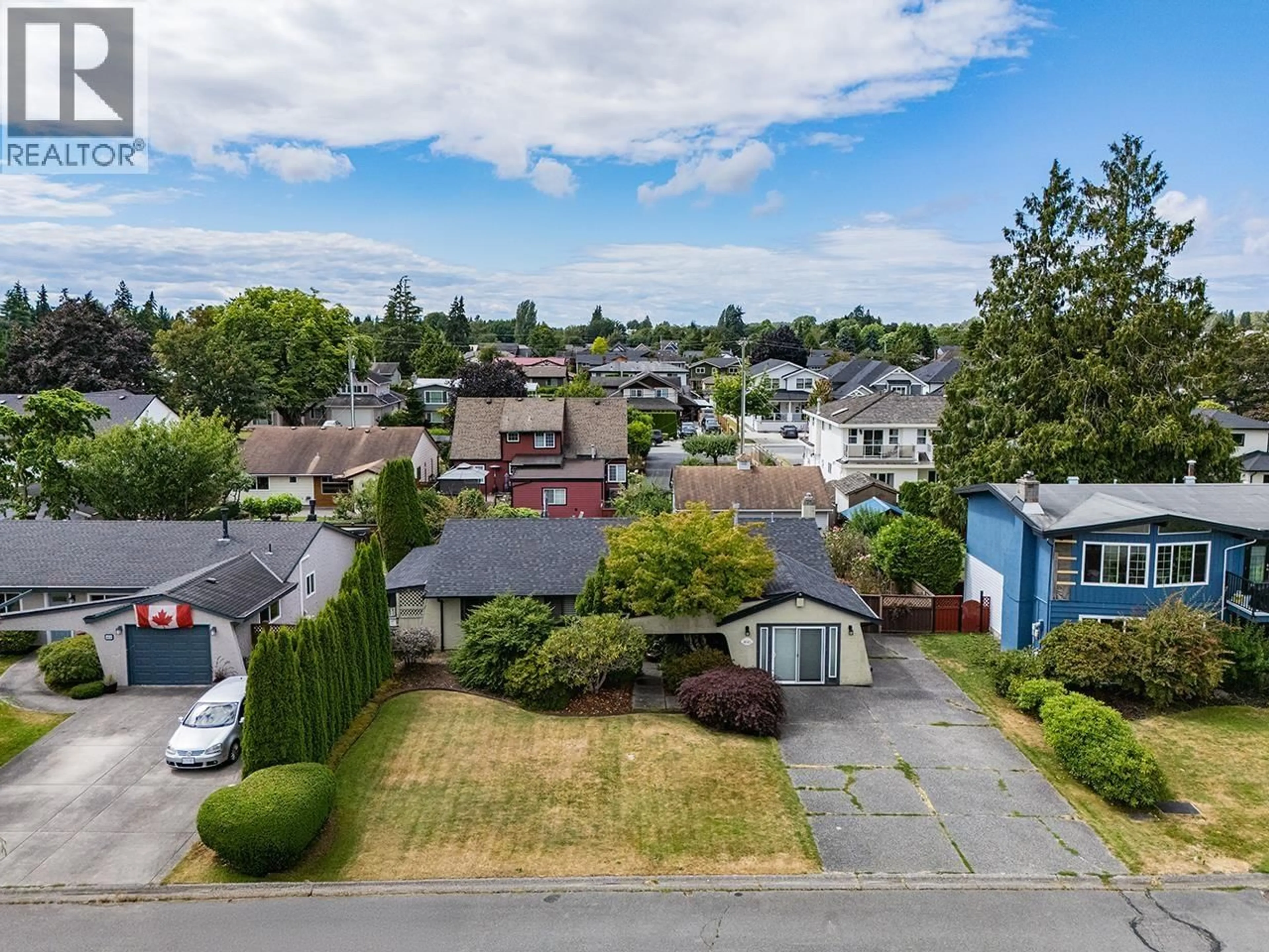 A pic from outside/outdoor area/front of a property/back of a property/a pic from drone, street for 4643 55 STREET, Delta British Columbia V4K3P6