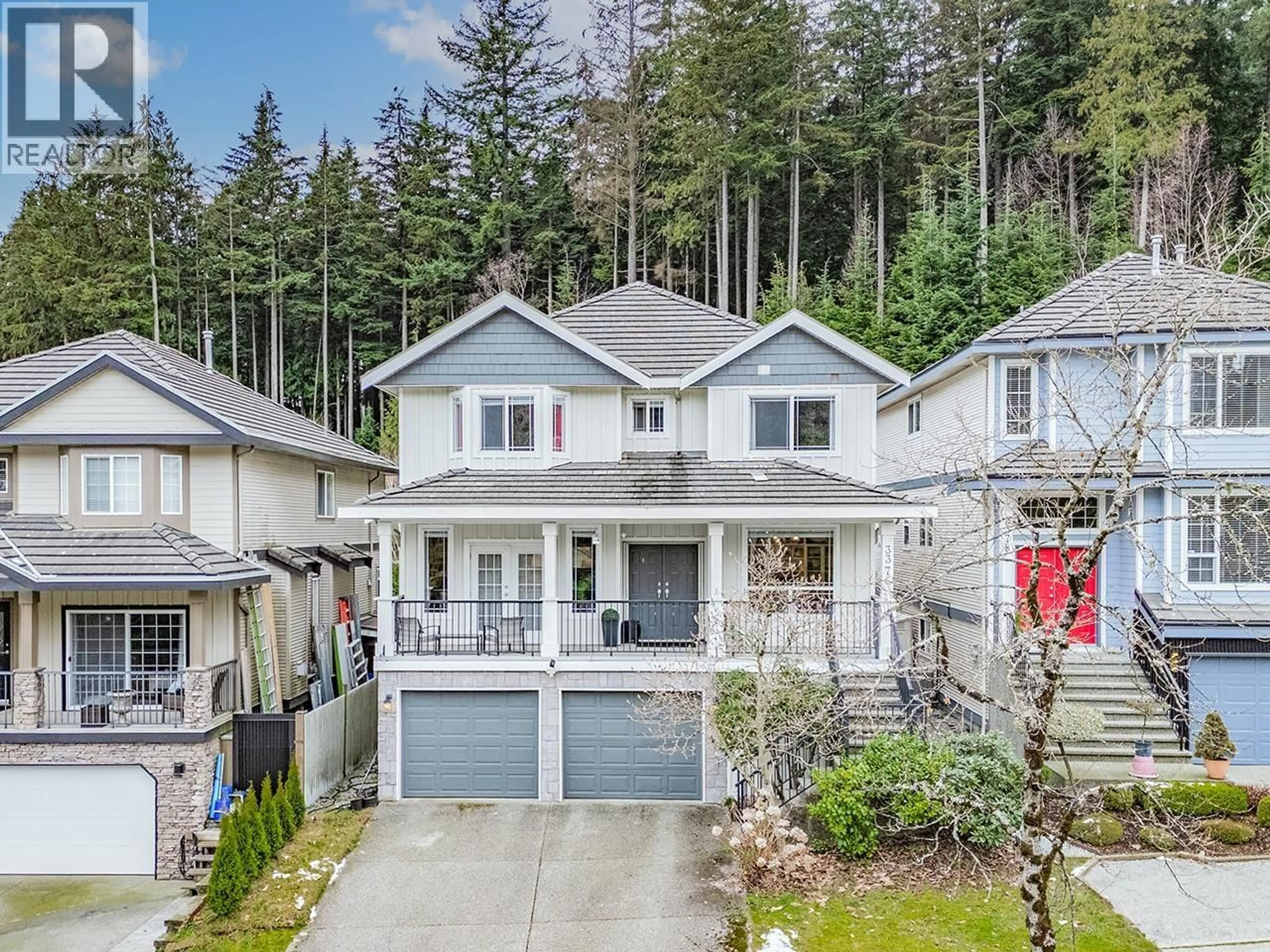 A pic from outside/outdoor area/front of a property/back of a property/a pic from drone, street for 3376 PLATEAU BOULEVARD, Coquitlam British Columbia V3E3R3