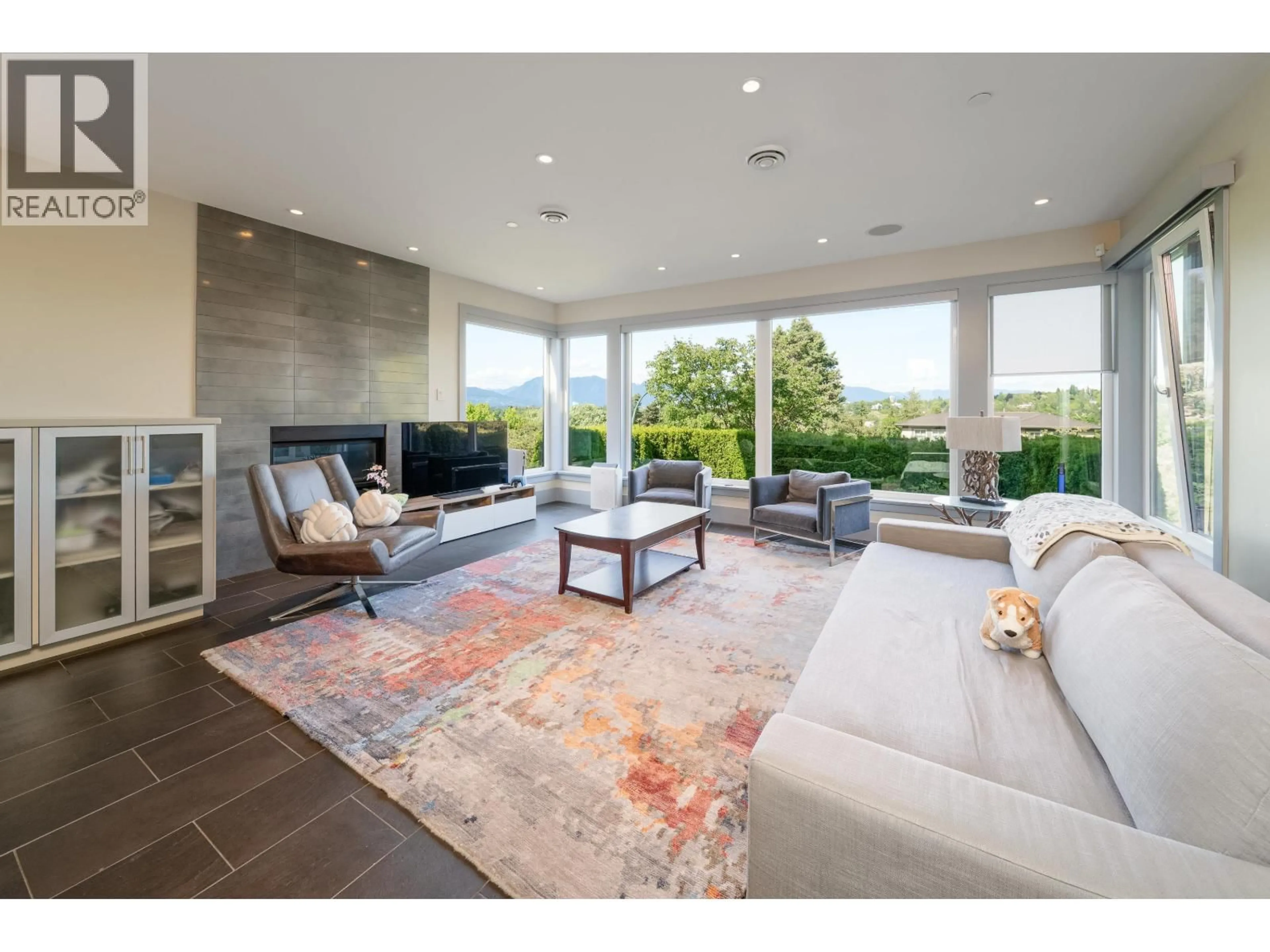 Living room with furniture, unknown for 4371 PUGET DRIVE, Vancouver British Columbia V6L2V7