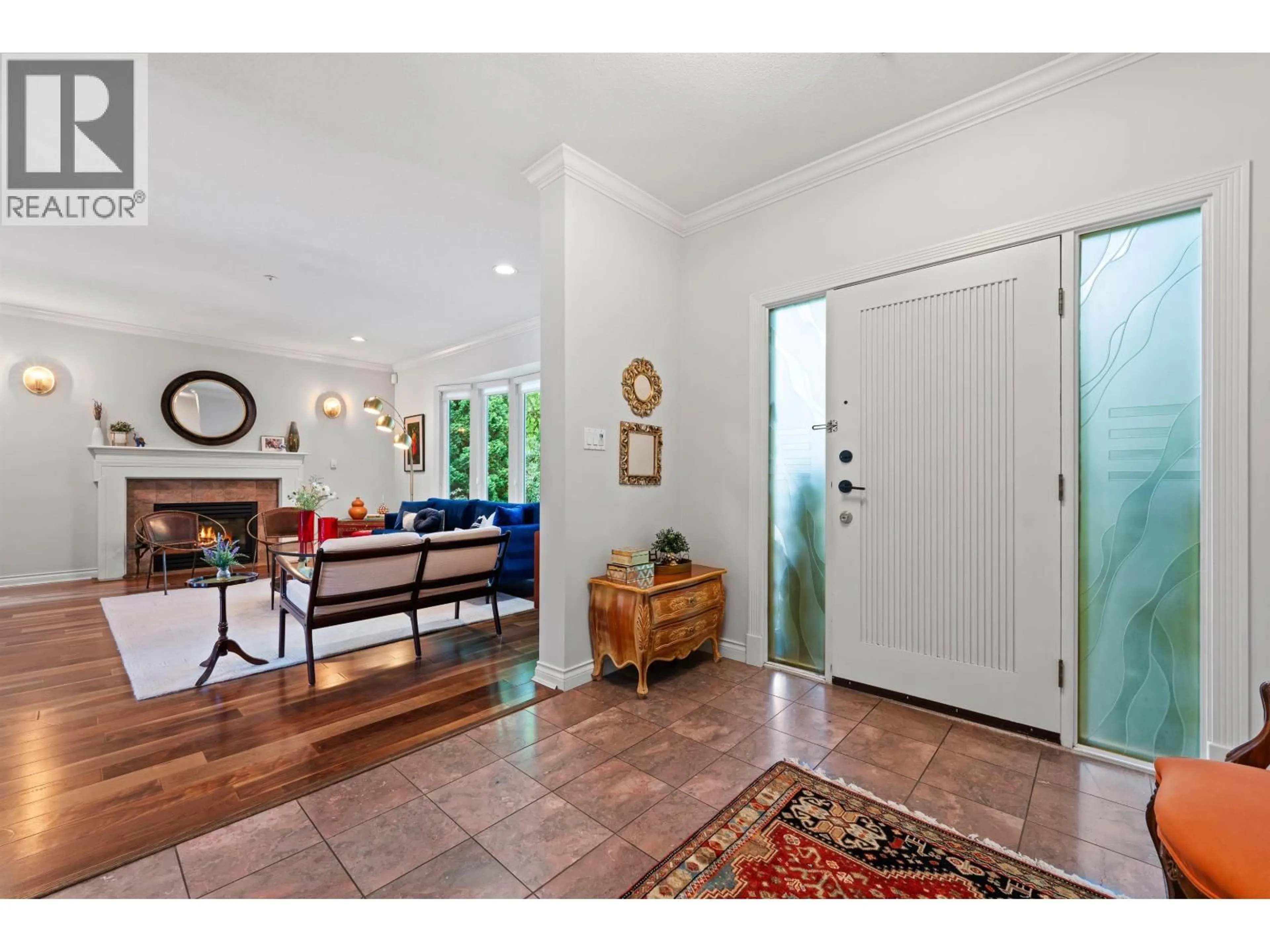 Indoor entryway for 2992 42ND AVENUE, Vancouver British Columbia V6N3G9