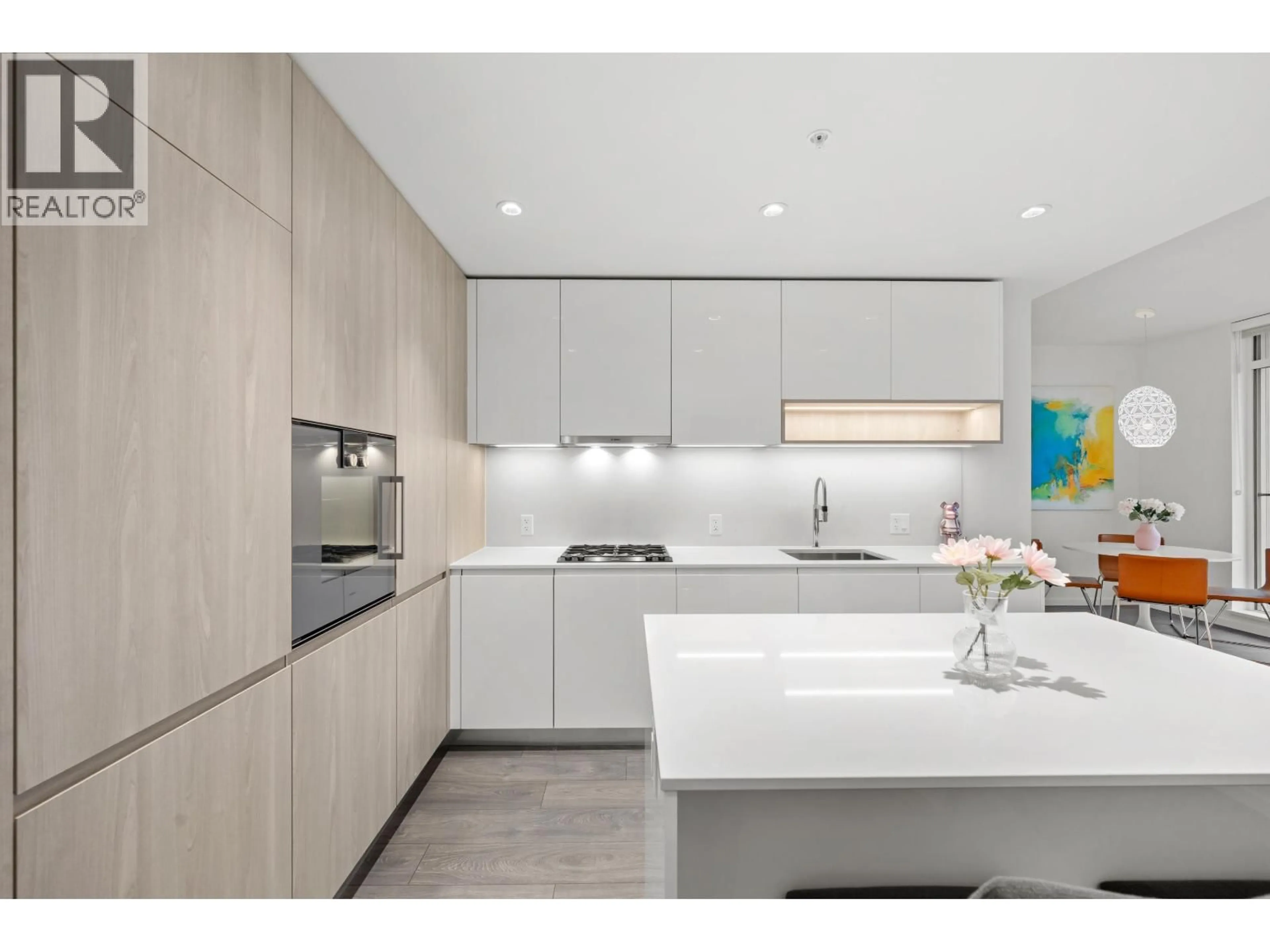 Contemporary kitchen, unknown for 1203 - 6300 MINORU BOULEVARD, Richmond British Columbia V6Y0N1