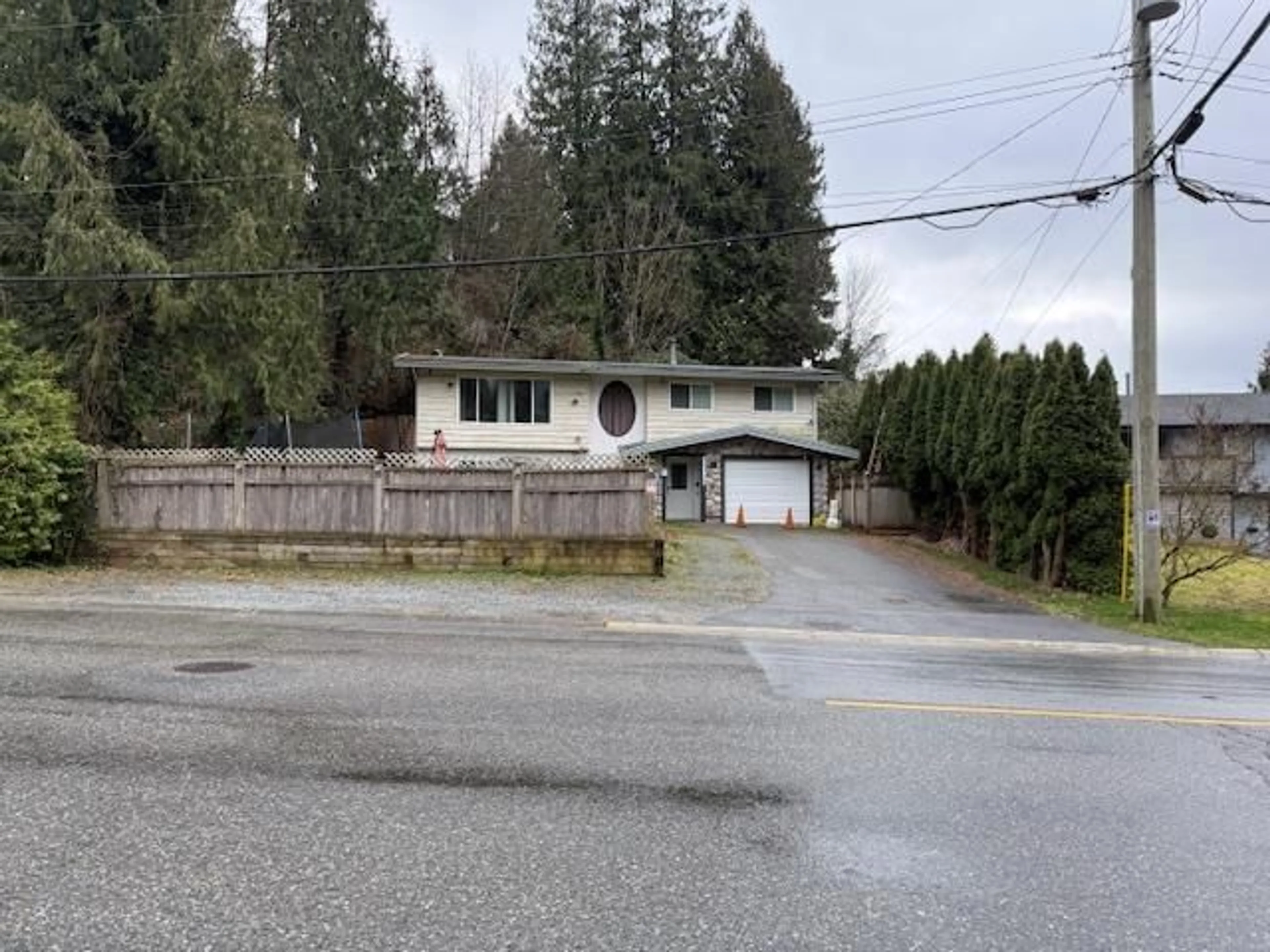 Unknown for 33368 KNIGHT AVENUE, Mission British Columbia V2V5K8