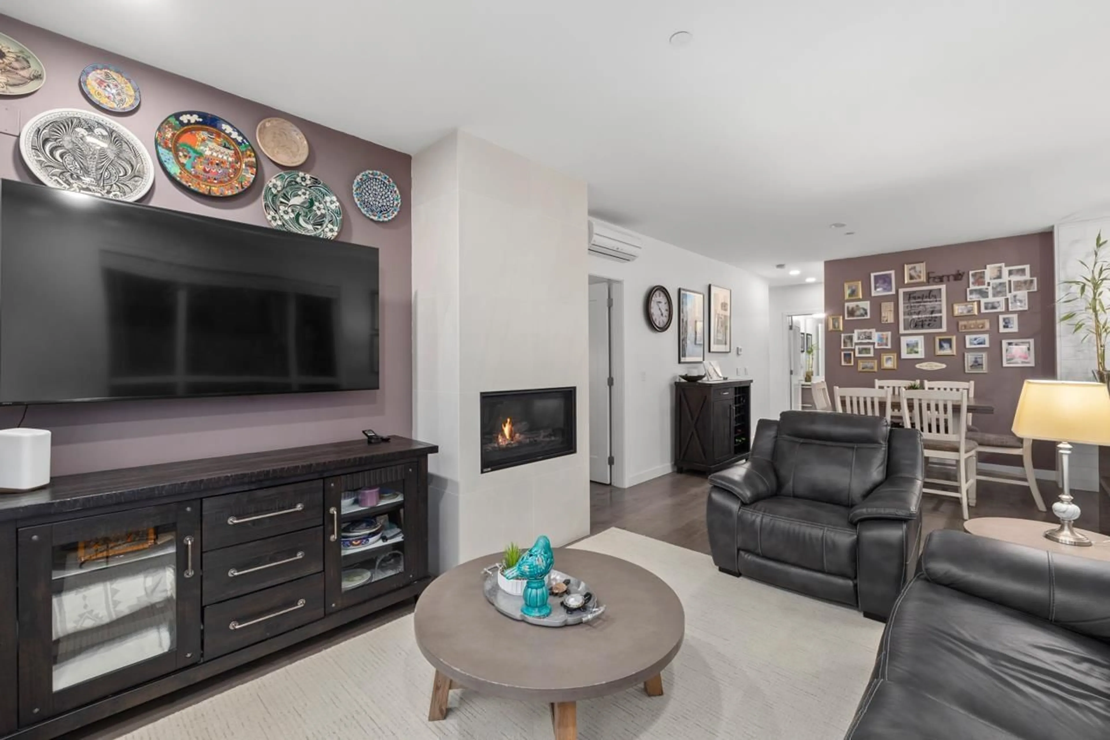 Living room with furniture, ceramic/tile floor for 110 - 33540 MAYFAIR AVENUE, Abbotsford British Columbia V2S0J3