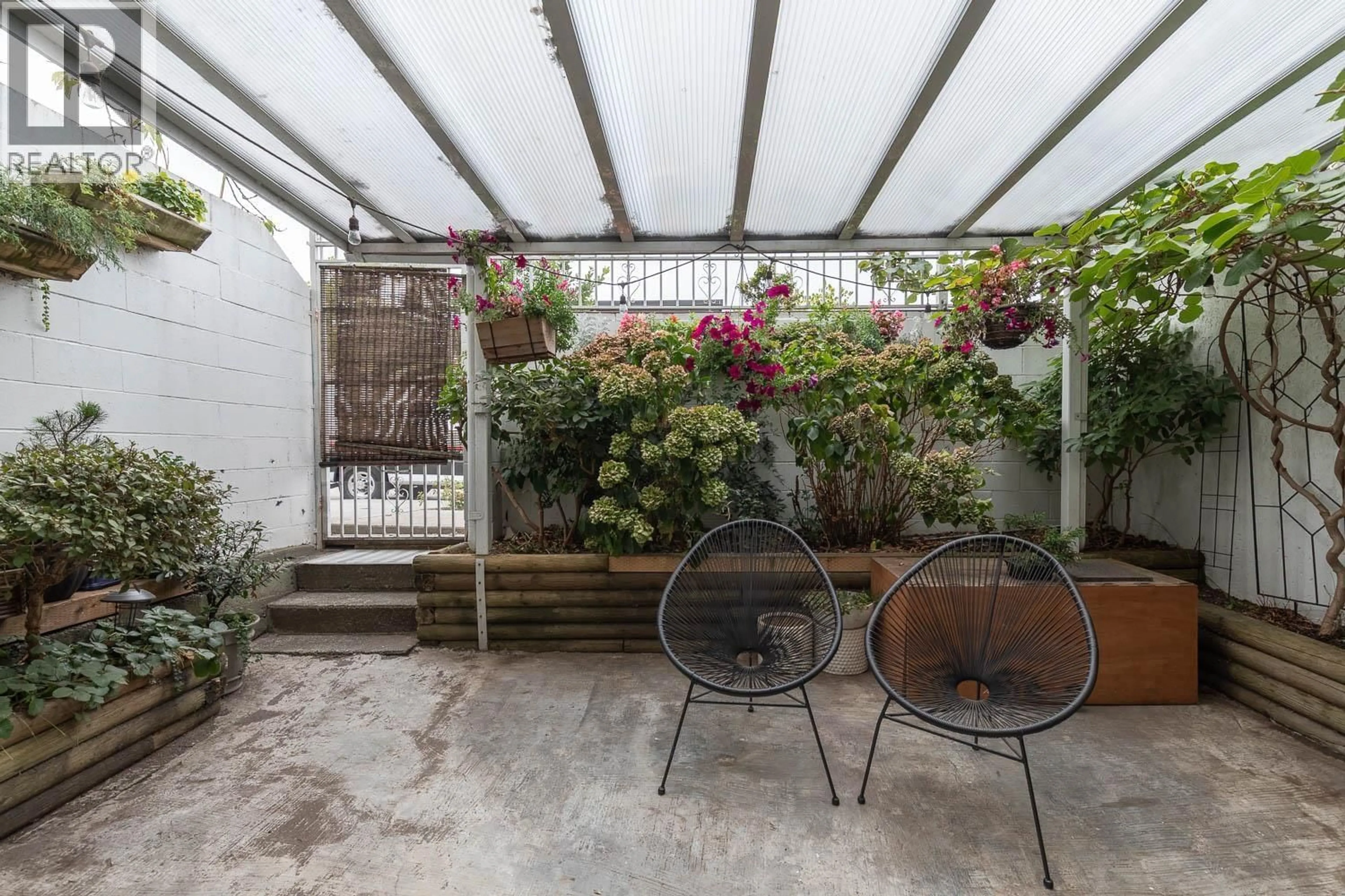 Patio, street for 1 - 451 PENDER STREET, Vancouver British Columbia V6A1V2