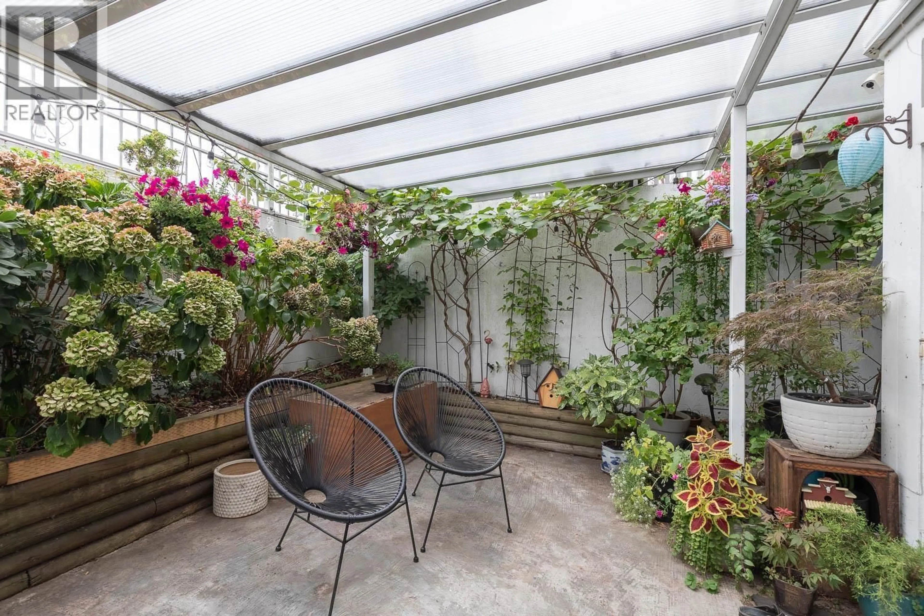 Patio, street for 1 - 451 PENDER STREET, Vancouver British Columbia V6A1V2