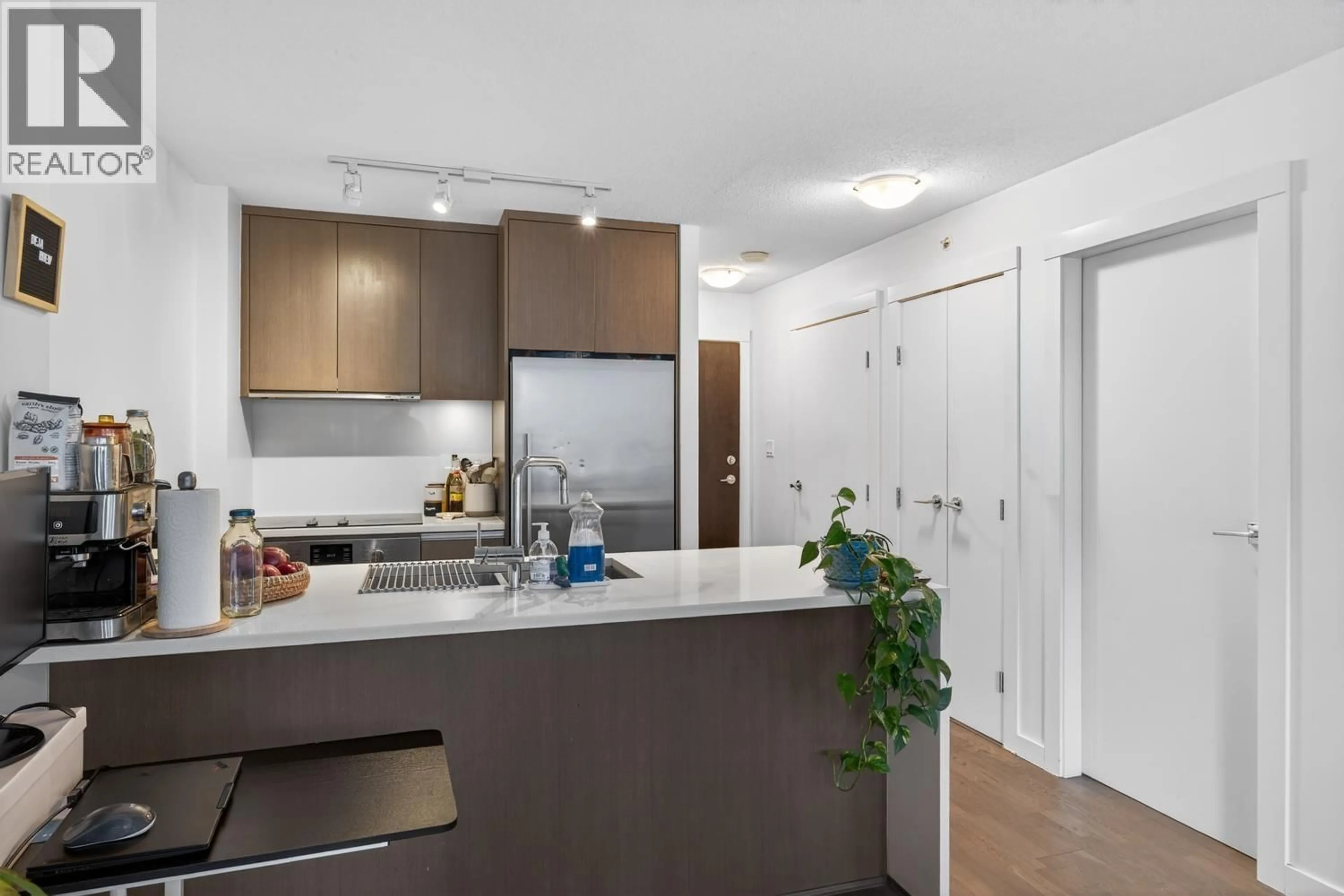 Open concept kitchen, unknown for 606 - 1009 HARWOOD STREET, Vancouver British Columbia V6E0C2