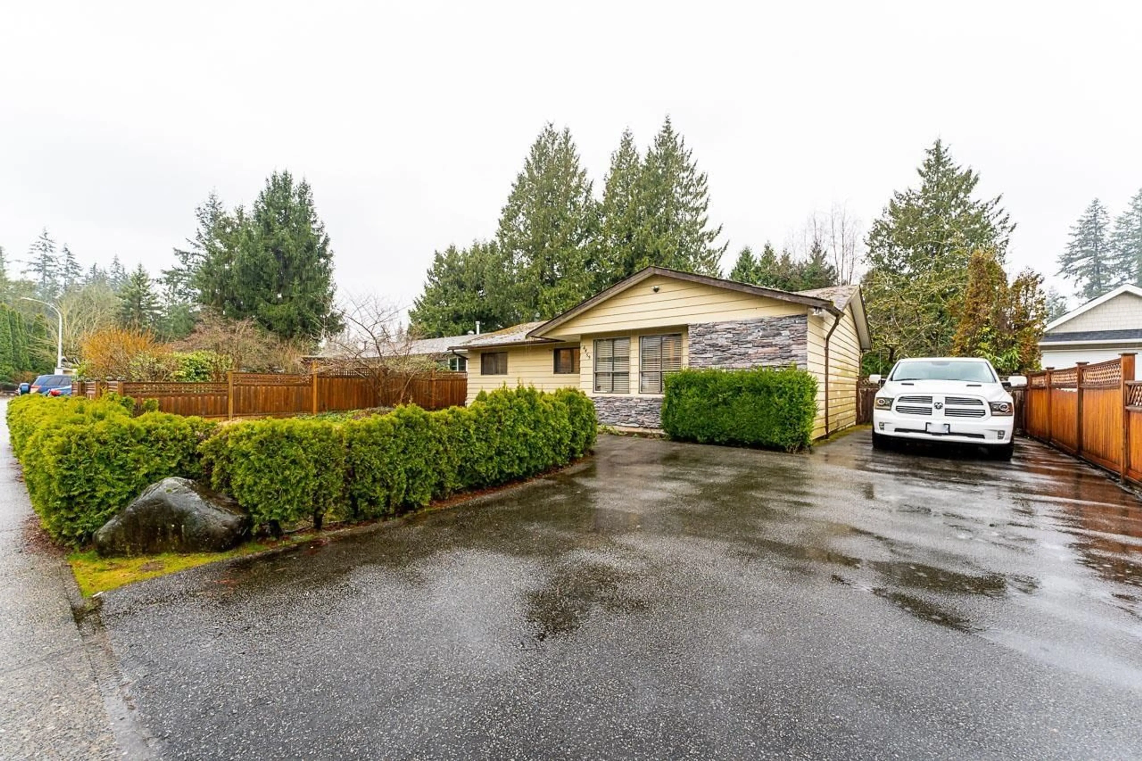 Unknown for 4453 201 STREET, Langley British Columbia V3A6M4