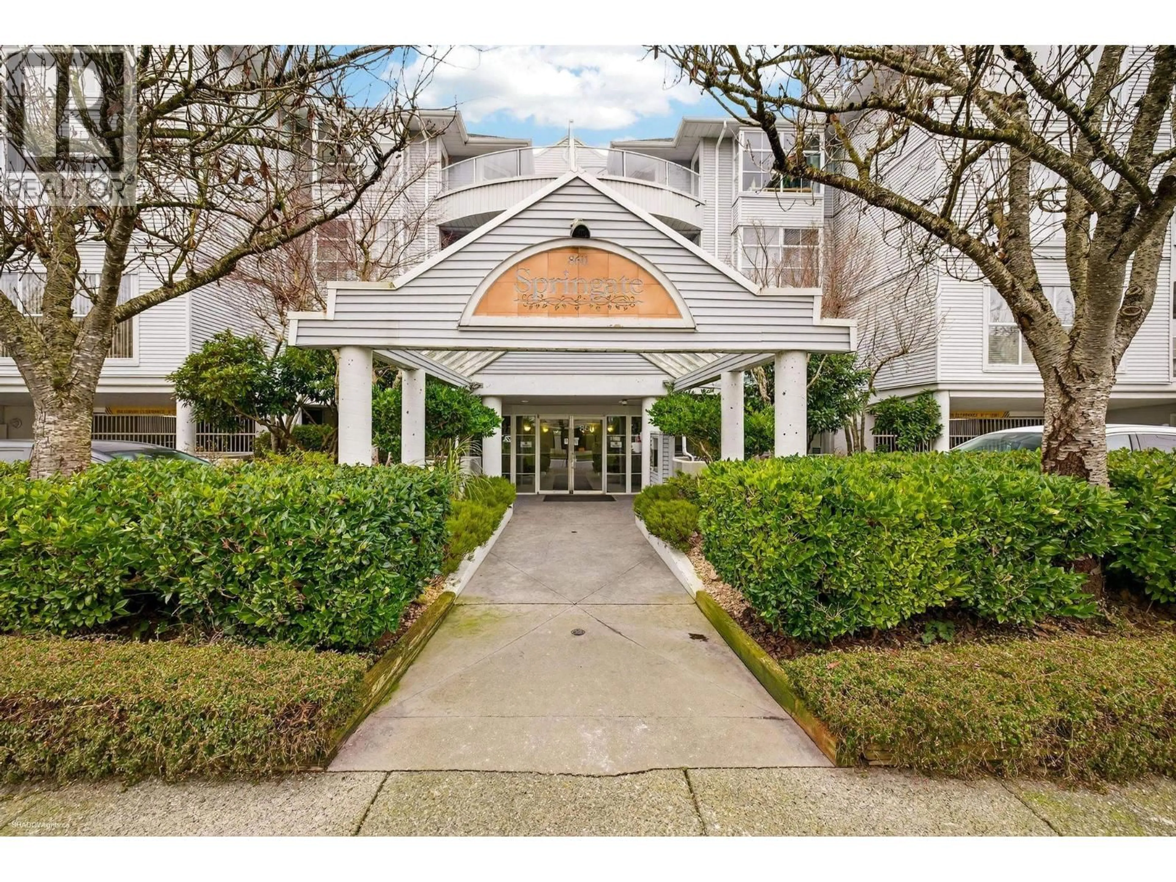 Indoor foyer for 106 - 8611 GENERAL CURRIE ROAD, Richmond British Columbia V6Y3W4