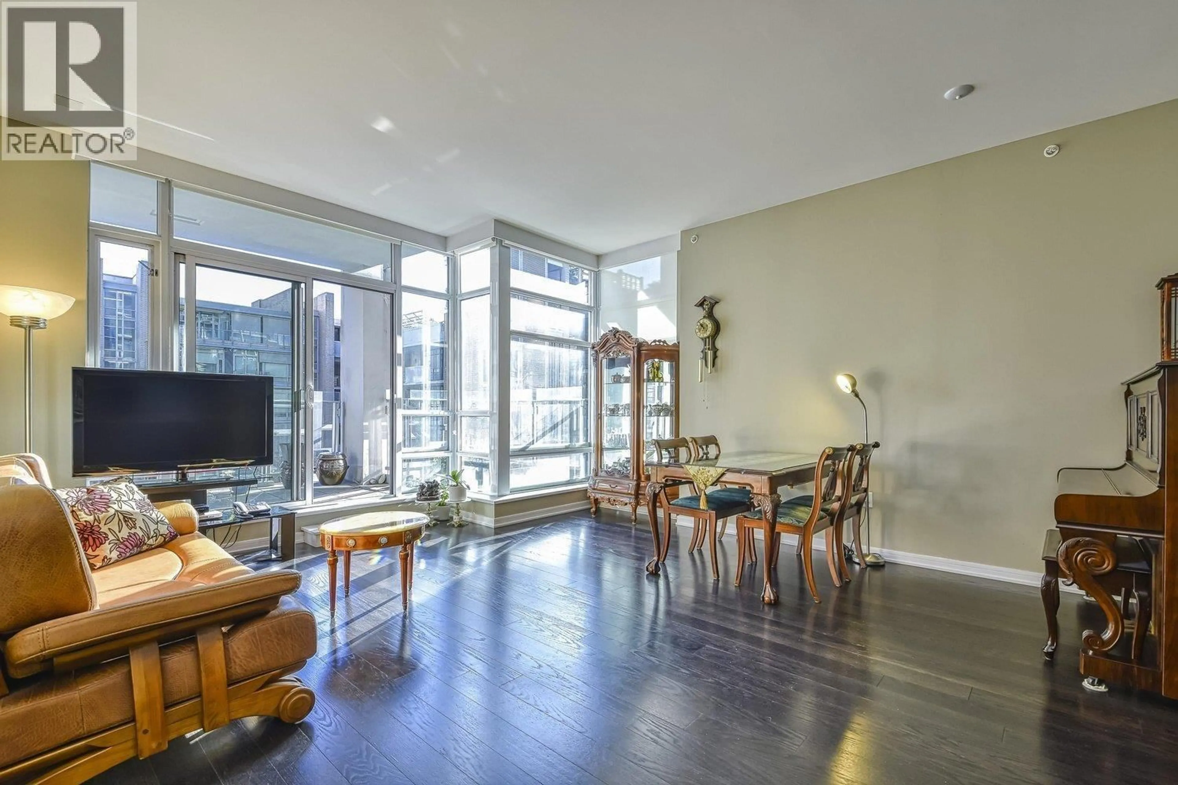 Unknown for 310 - 1616 COLUMBIA STREET, Vancouver British Columbia V5Y0B7