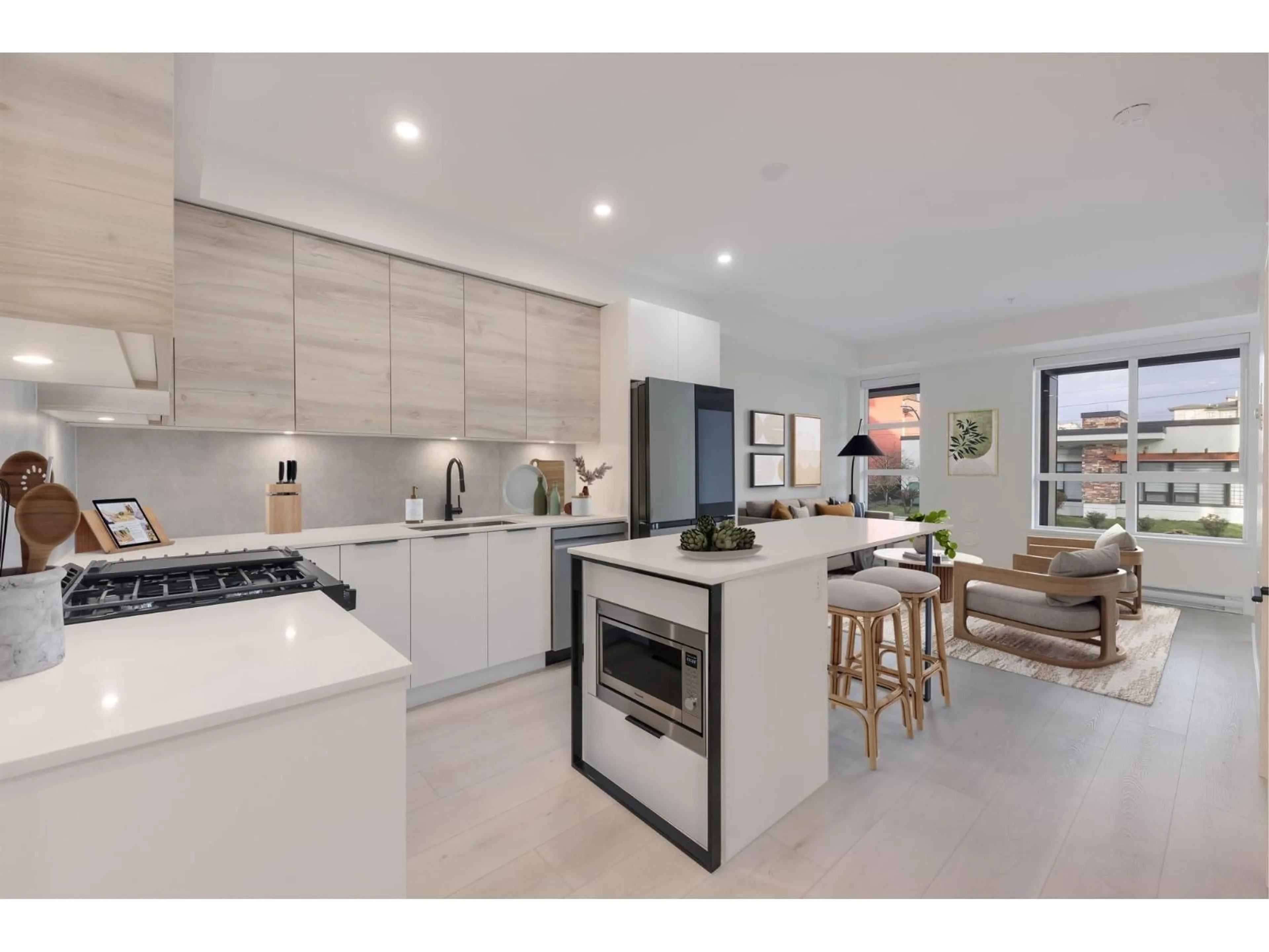 Open concept kitchen, ceramic/tile floor for 309 - 30494 CARDINAL AVENUE, Abbotsford British Columbia V2T0A5