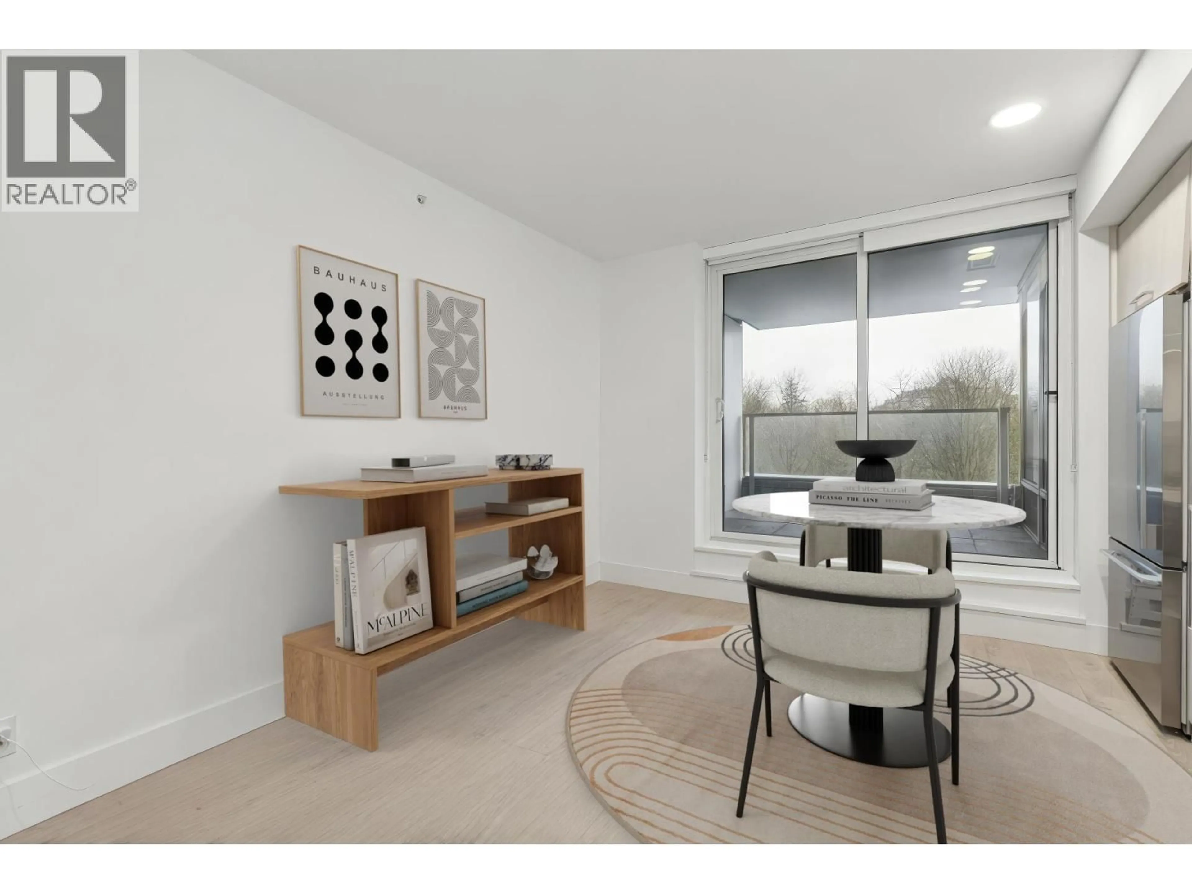 Unknown for 707 - 680 SEYLYNN CRESCENT, North Vancouver British Columbia V7J0B5