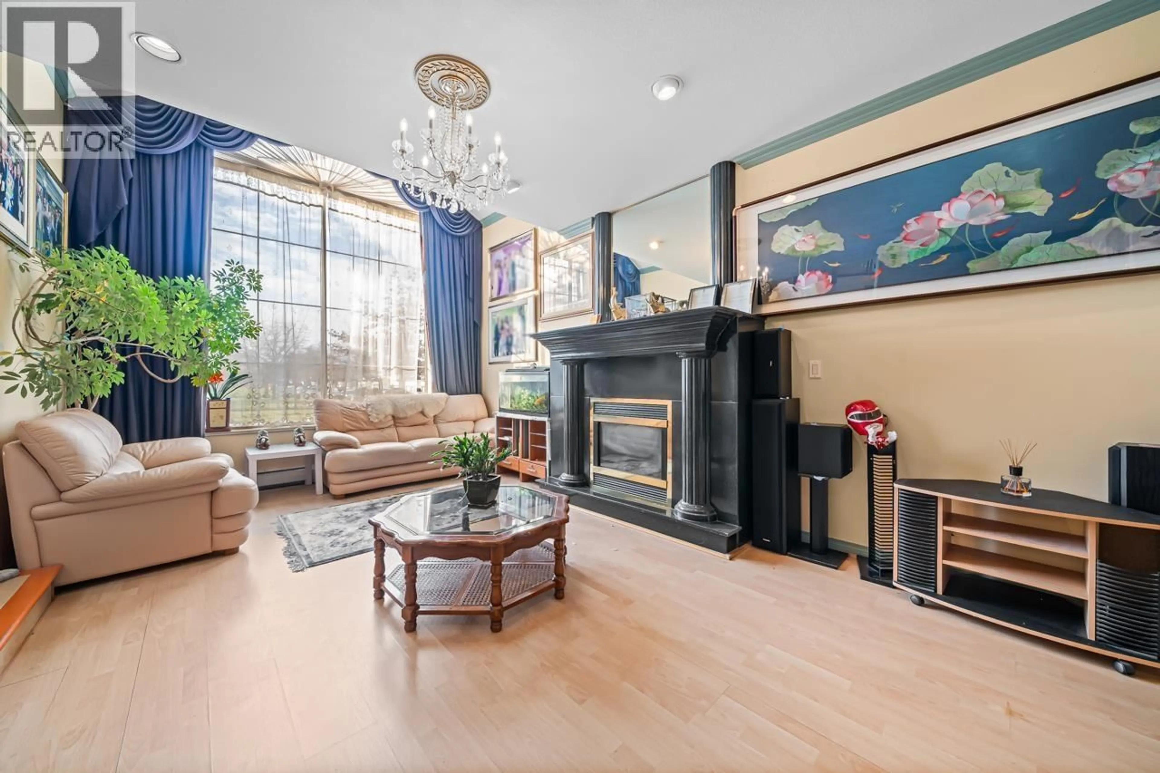 Living room with furniture, unknown for 22471 MCLEAN AVENUE, Richmond British Columbia V6V2P3