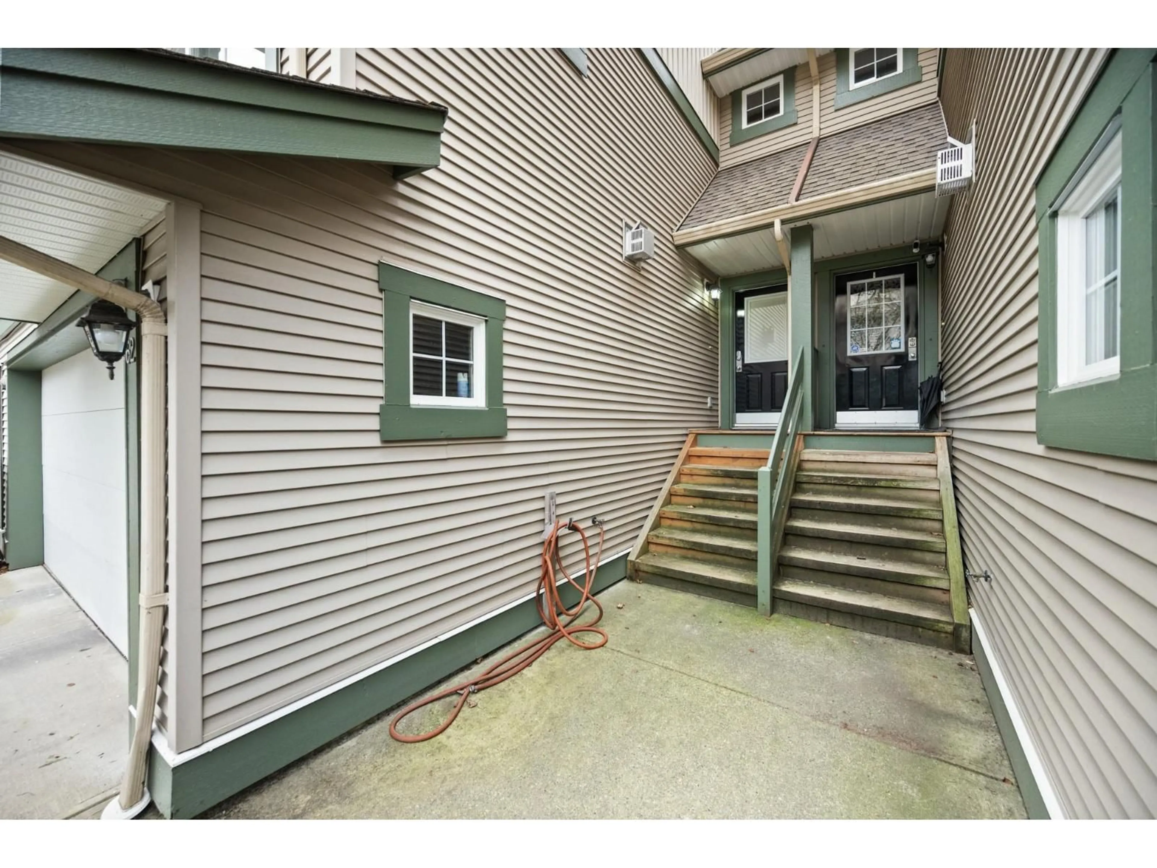 Unknown for 62 - 6050 166 STREET, Surrey British Columbia V3S0X2