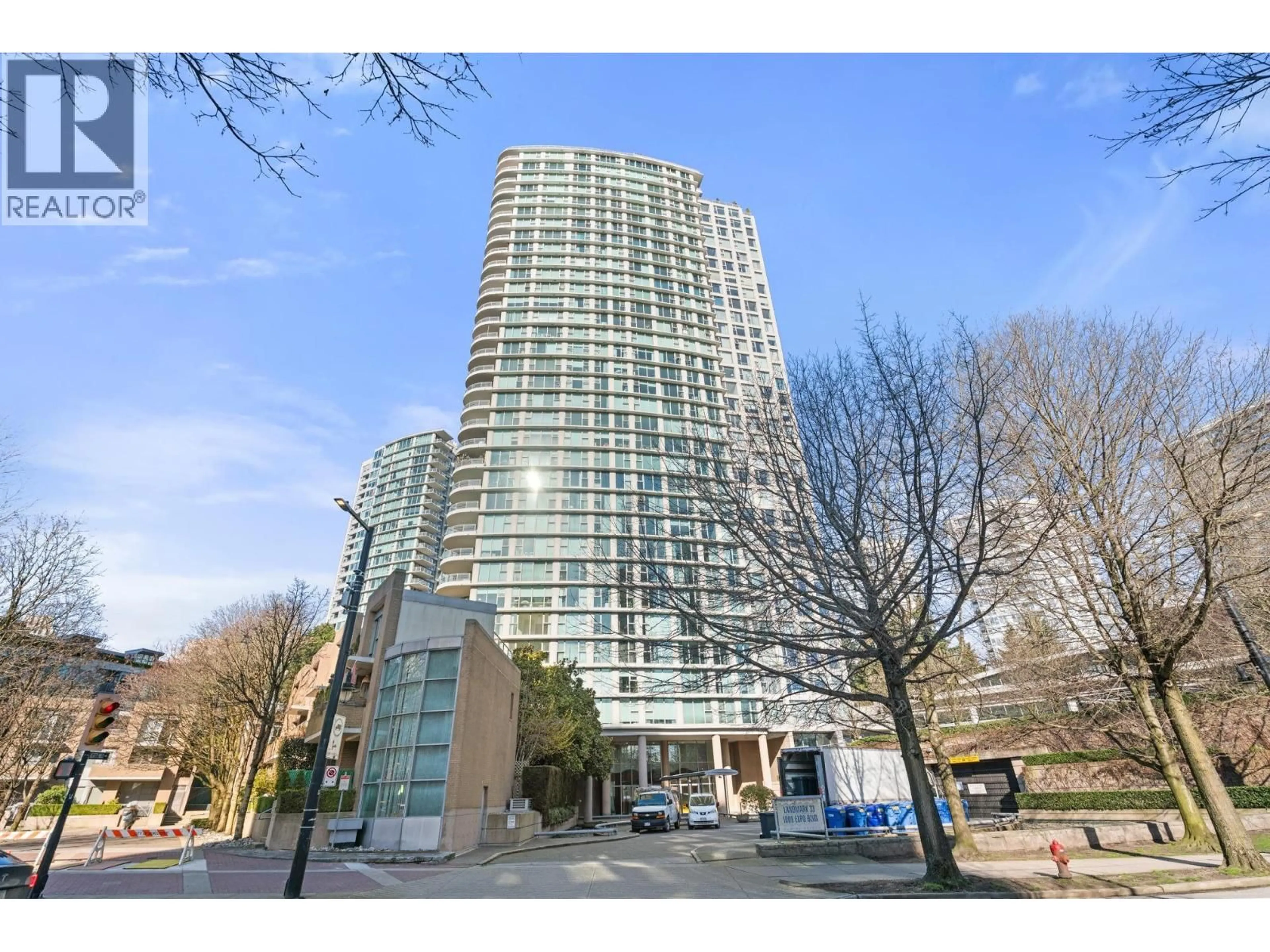 Indoor foyer for 2601 - 1009 EXPO BOULEVARD, Vancouver British Columbia V6Z2V9