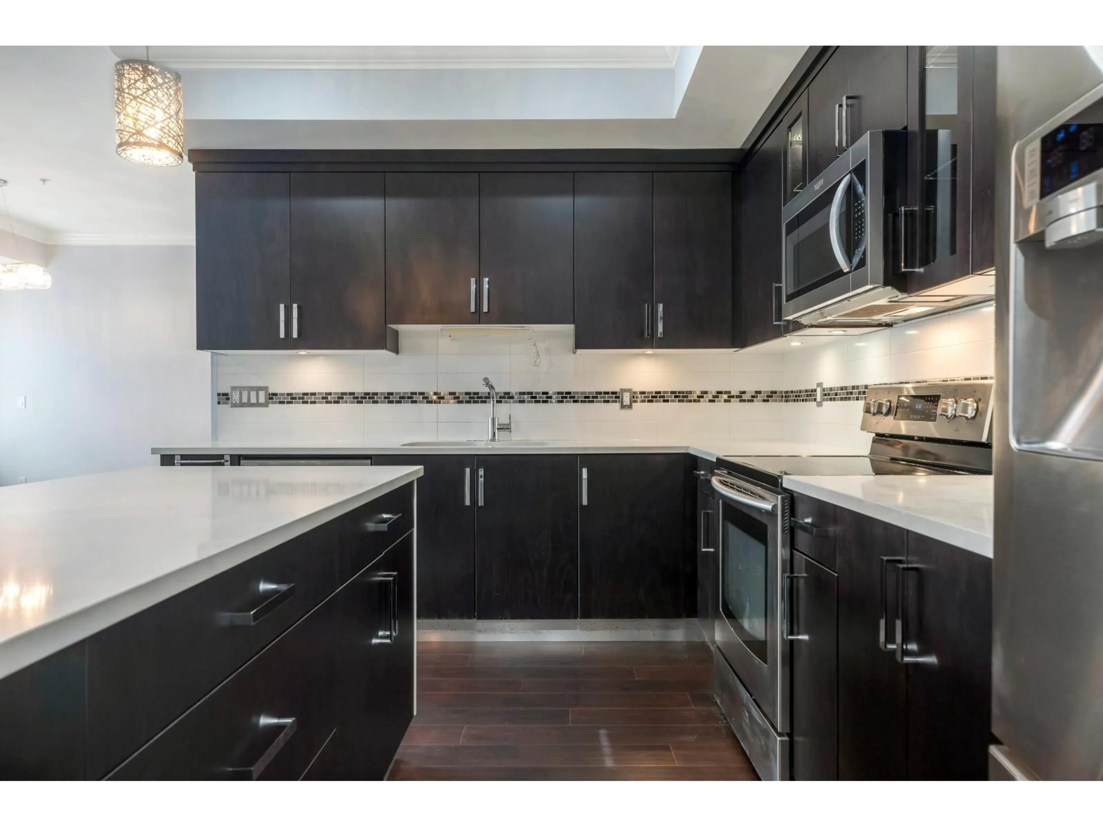 Unknown for 302 - 14885 60 AVENUE, Surrey British Columbia V3S1R8