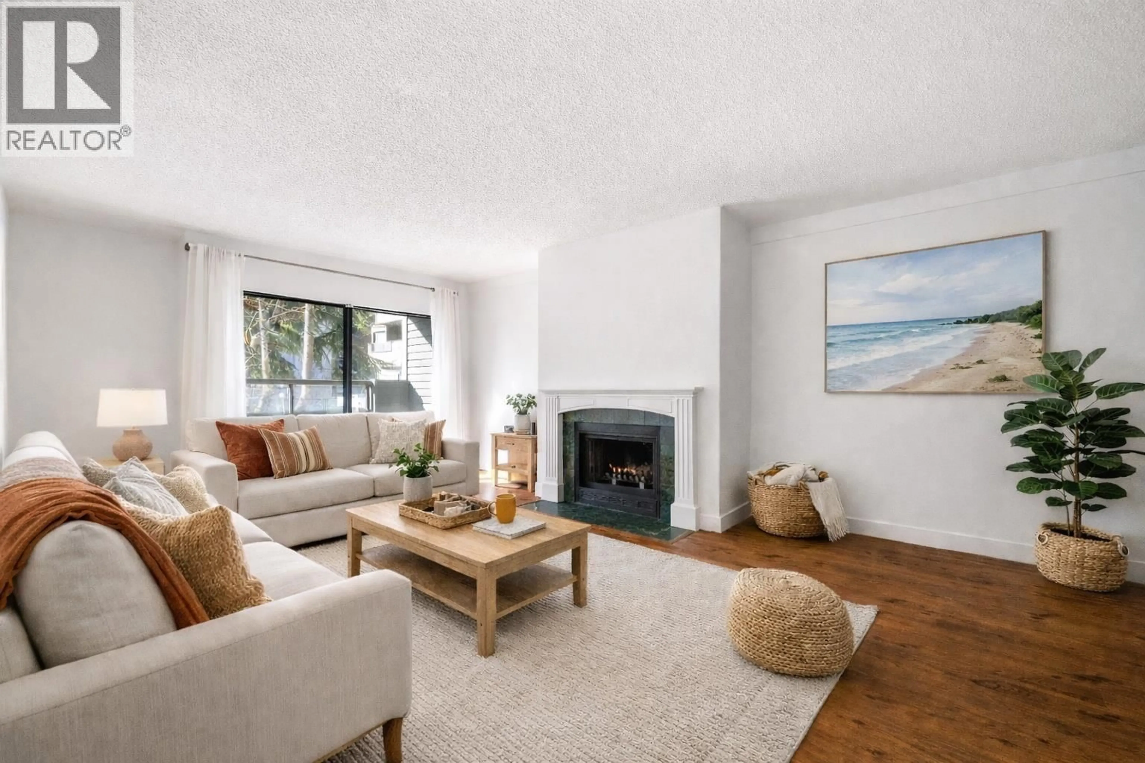 Living room with furniture, unknown for 103 - 8600 ACKROYD ROAD, Richmond British Columbia V6X3G1