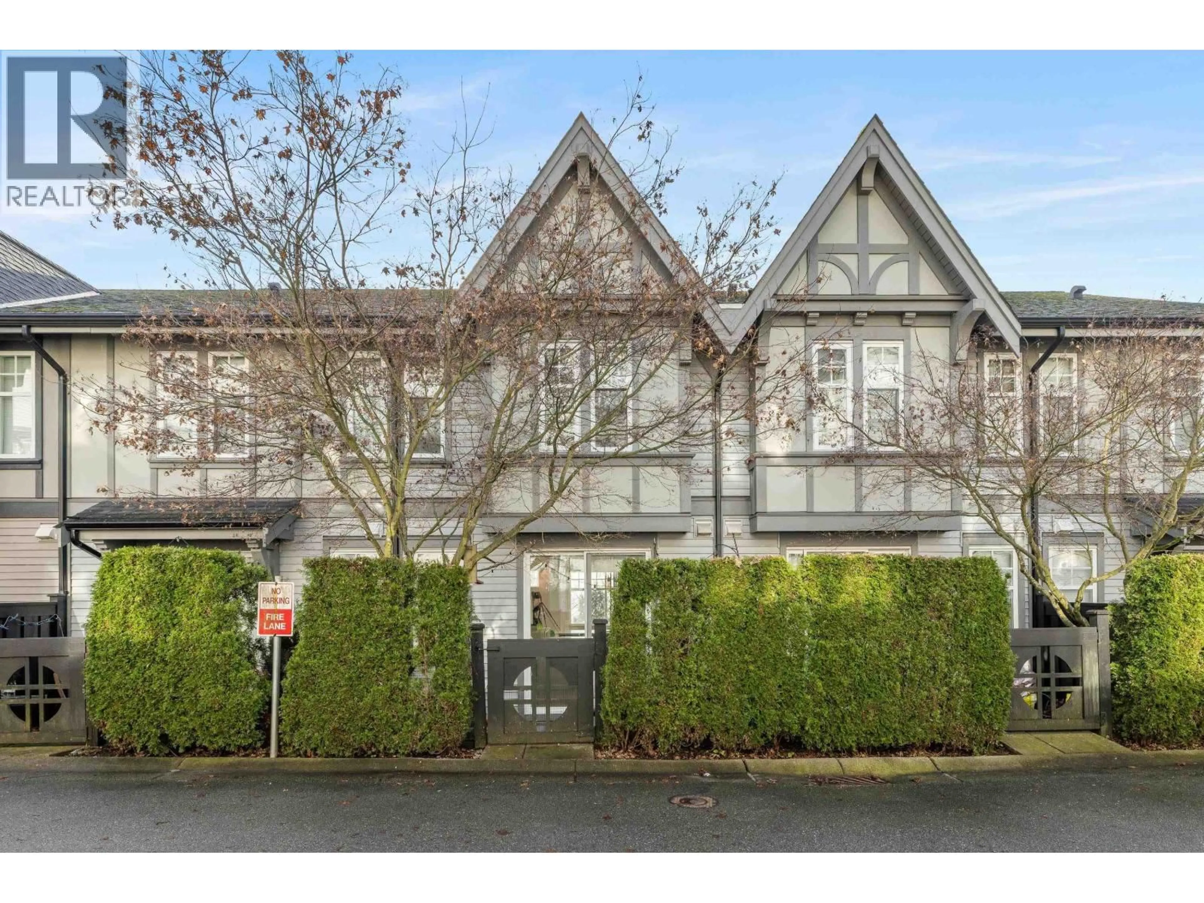 Unknown for 8 - 1320 RILEY STREET, Coquitlam British Columbia V3E0J4