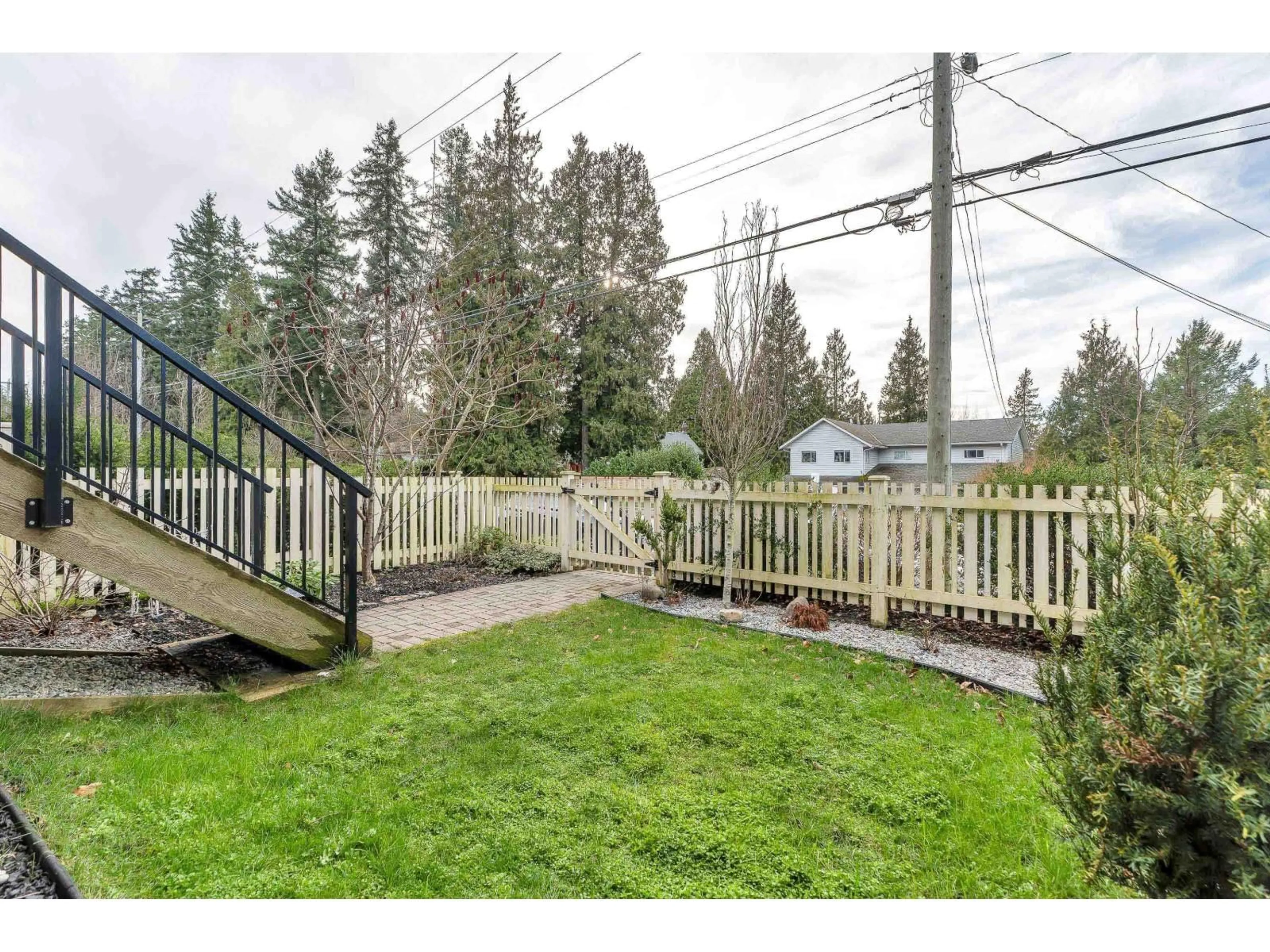Patio, unknown for 2138 128 STREET, Surrey British Columbia V4A3V6