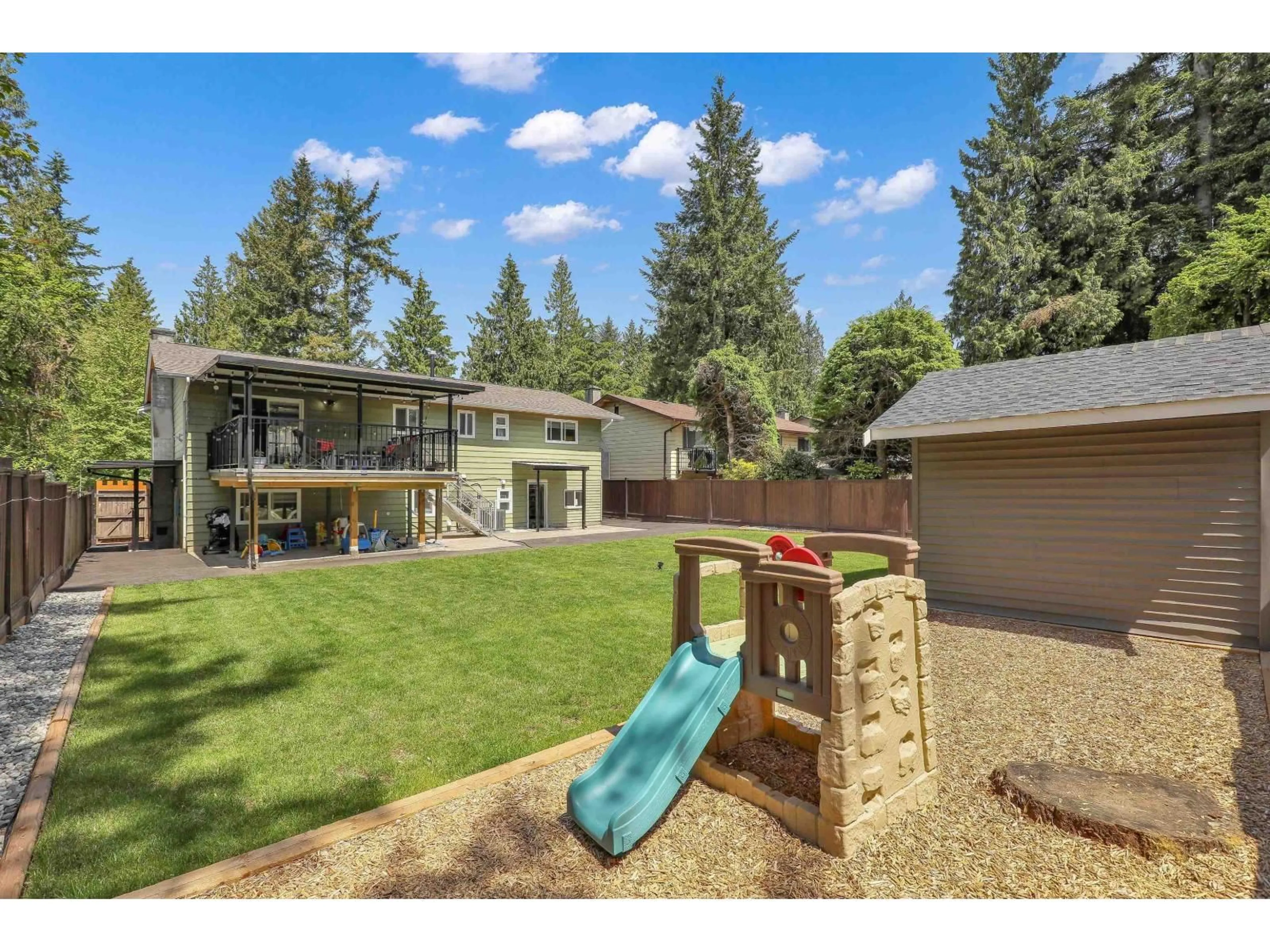 A pic from outside/outdoor area/front of a property/back of a property/a pic from drone, mountain view for 19654 47 AVENUE, Langley British Columbia V3A5G8