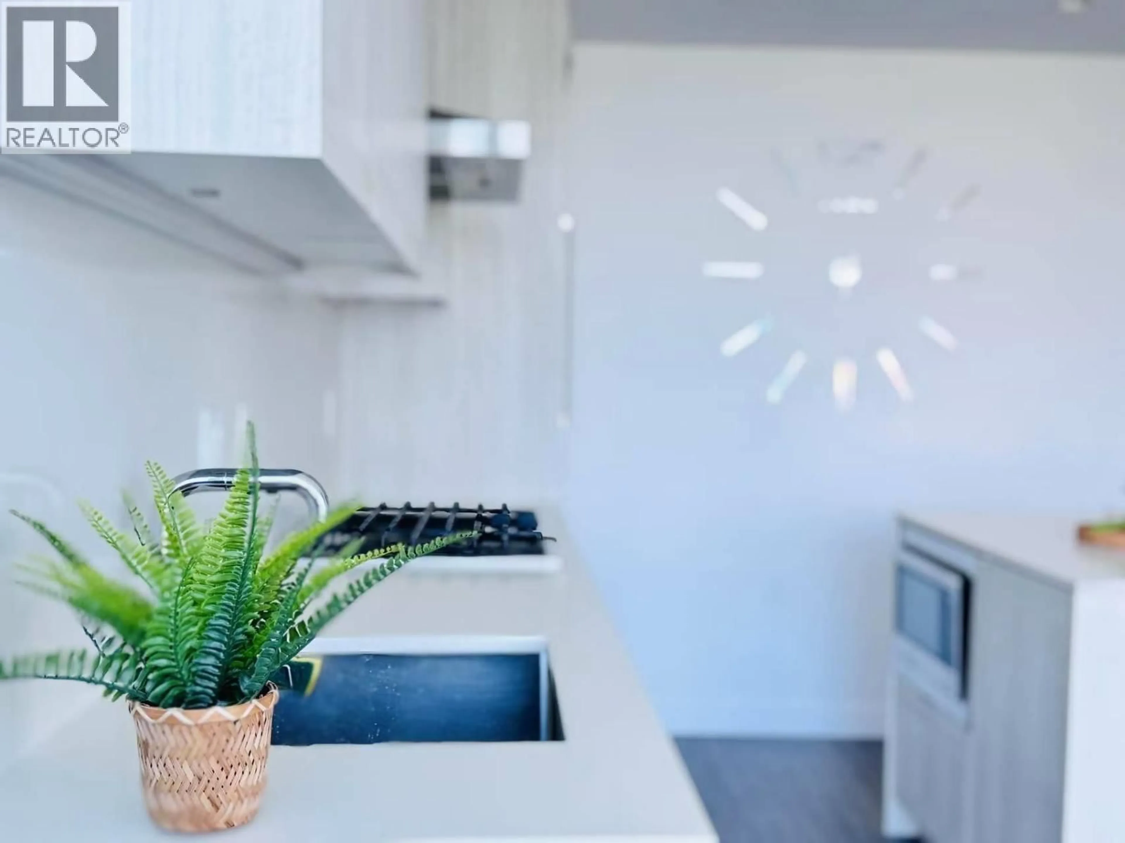 Contemporary kitchen, ceramic/tile floor for 3006 - 2311 BETA AVENUE, Burnaby British Columbia V5C0M1