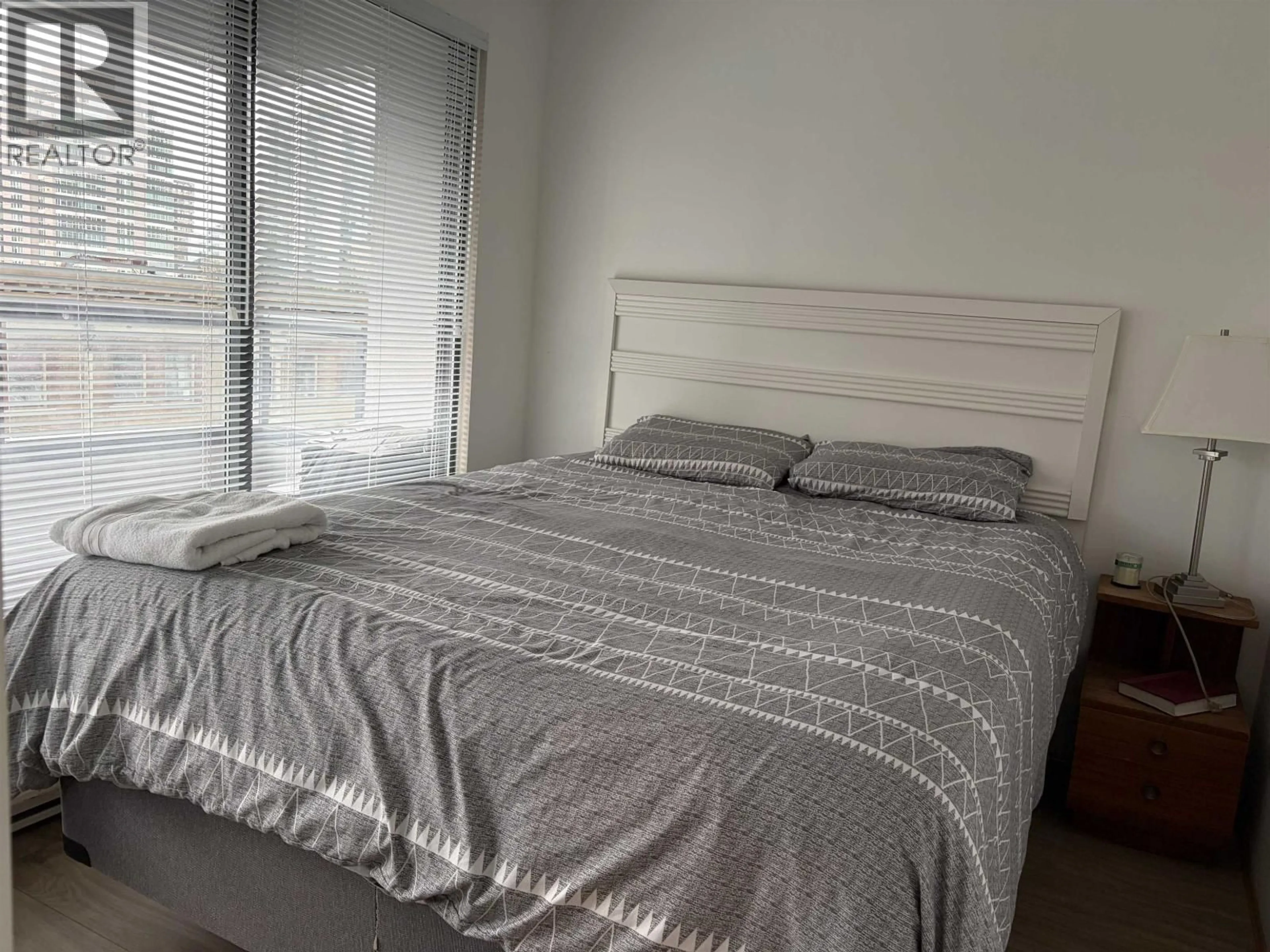 Bedroom with bed, unknown for 510 - 1060 ALBERNI STREET, Vancouver British Columbia V6E1A3