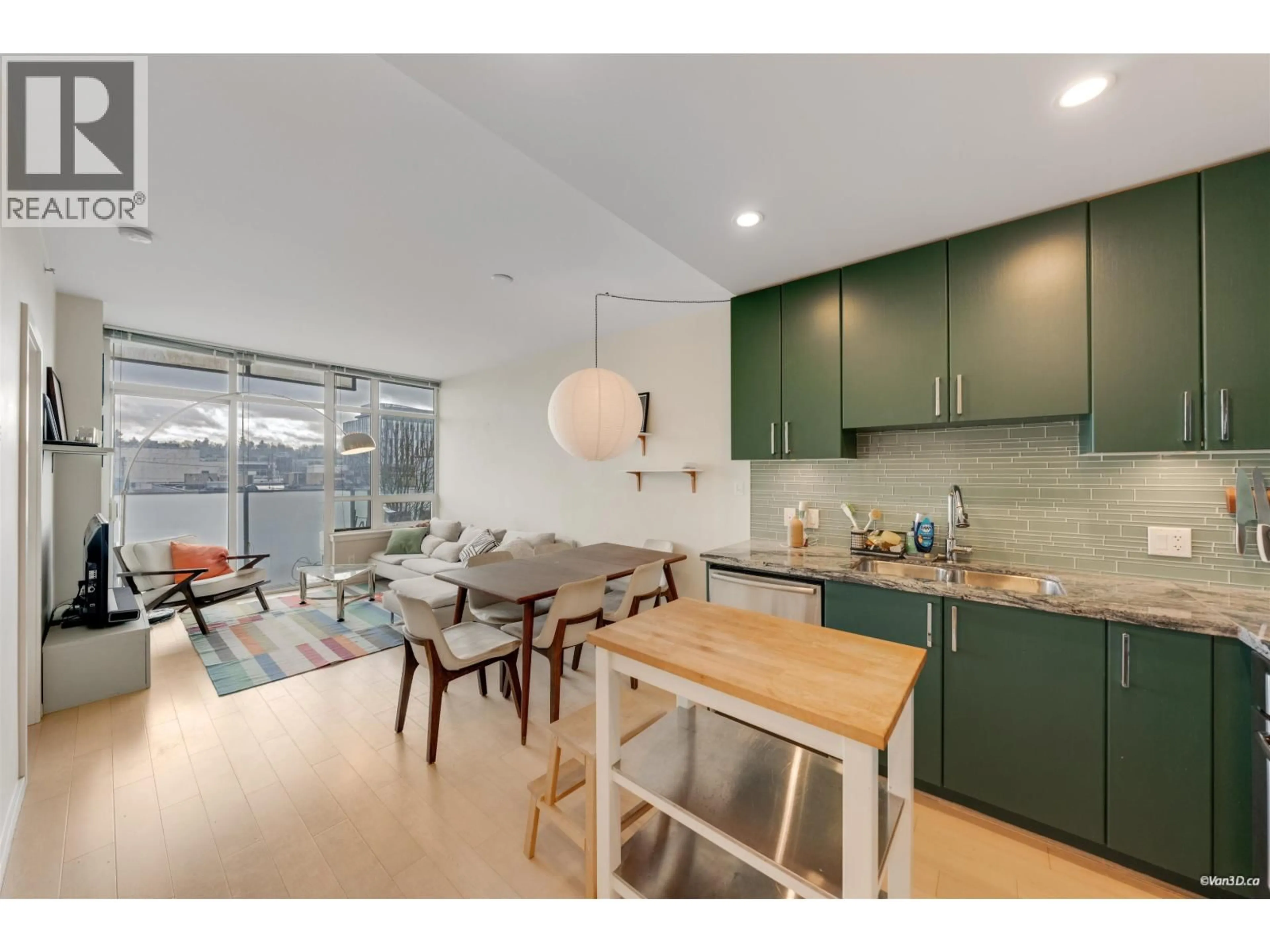 Open concept kitchen, unknown for 513 - 63 2ND AVENUE, Vancouver British Columbia V5Y0G8