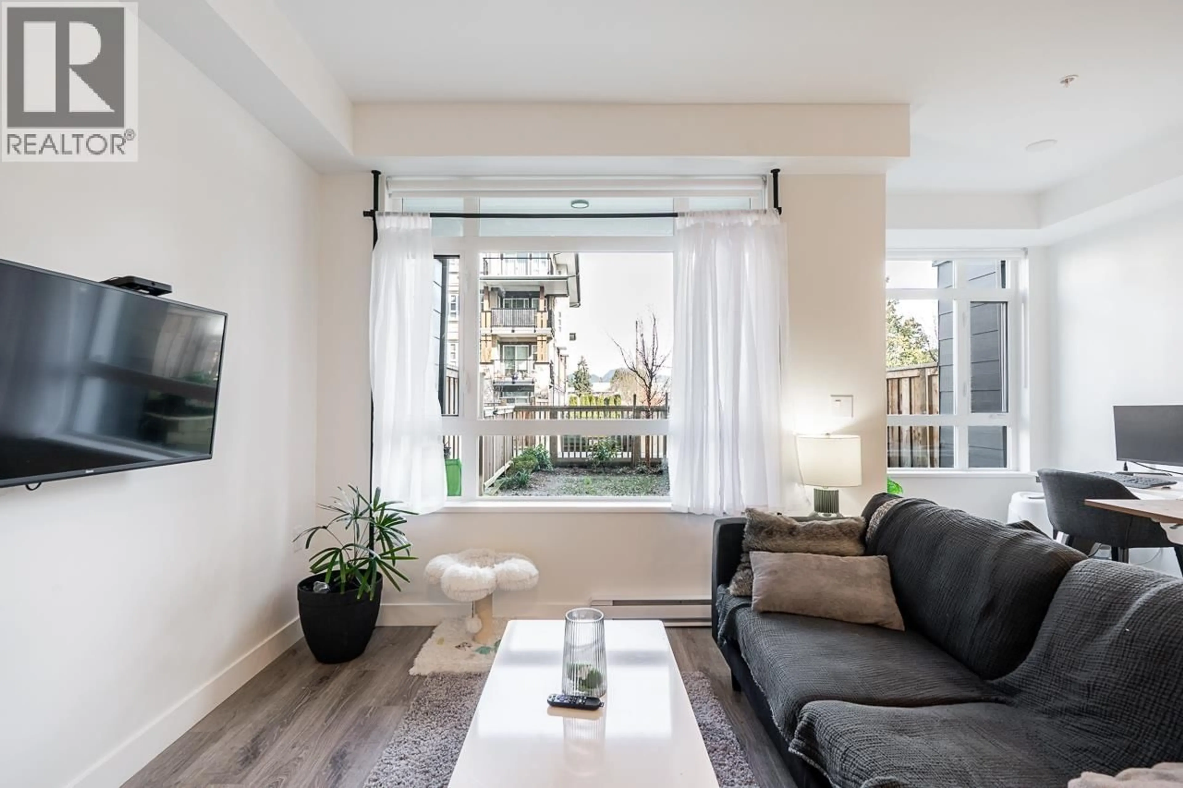 Living room with furniture, unknown for 105 - 22575 BROWN AVENUE, Maple Ridge British Columbia V2X6W2