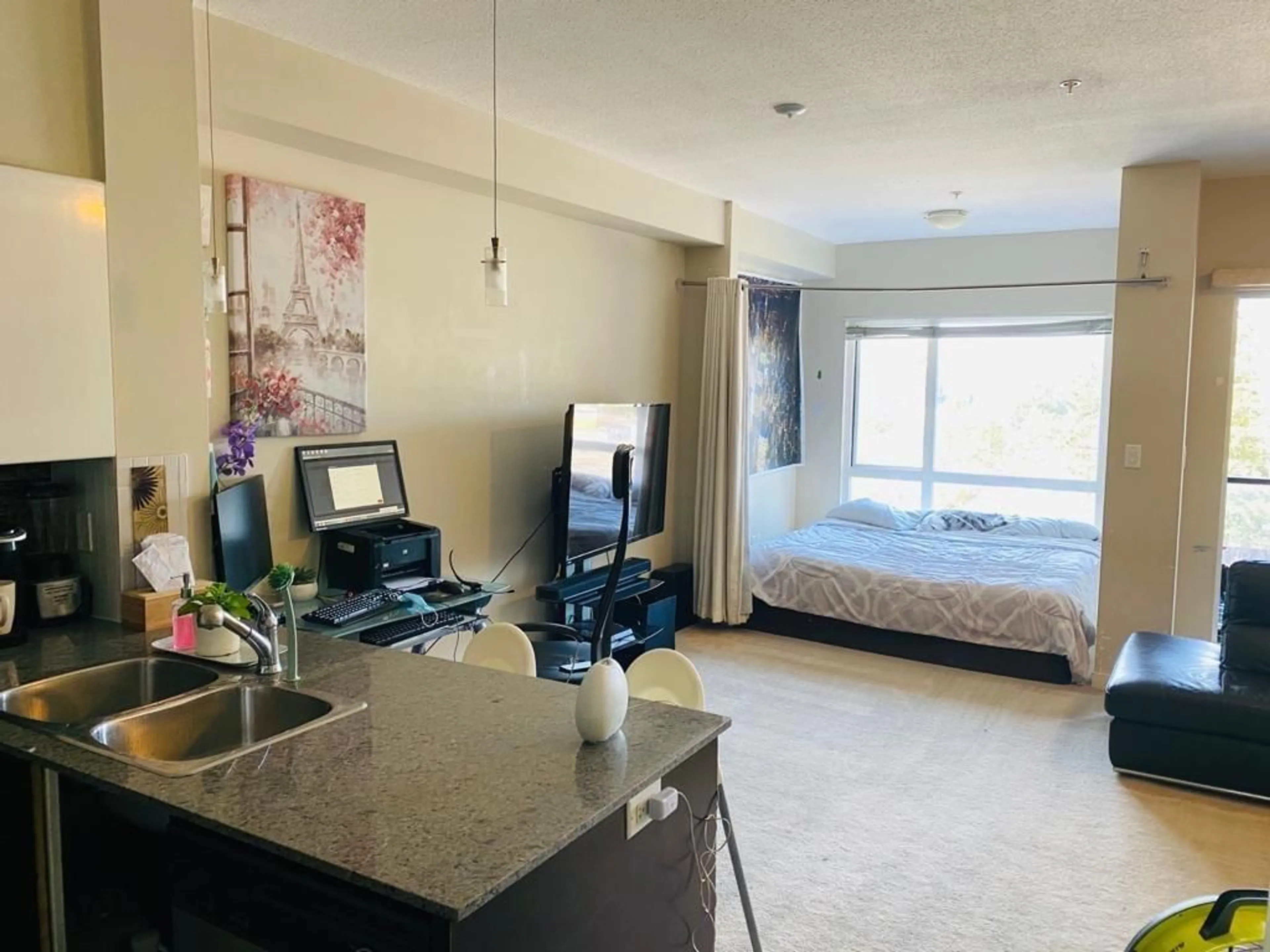 A pic of a room for 308 - 13733 107A AVENUE, Surrey British Columbia V3T0B7