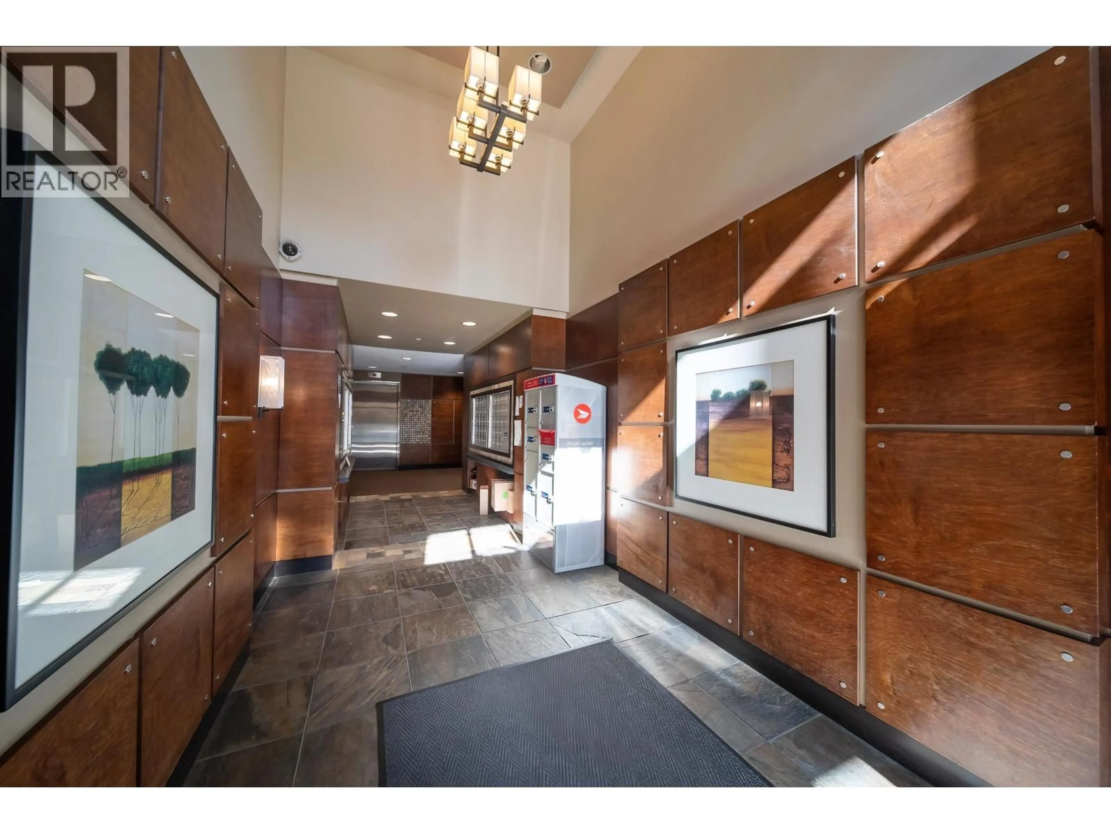 Lobby for 419 - 2250 WESBROOK MALL, Vancouver British Columbia V6T0A6