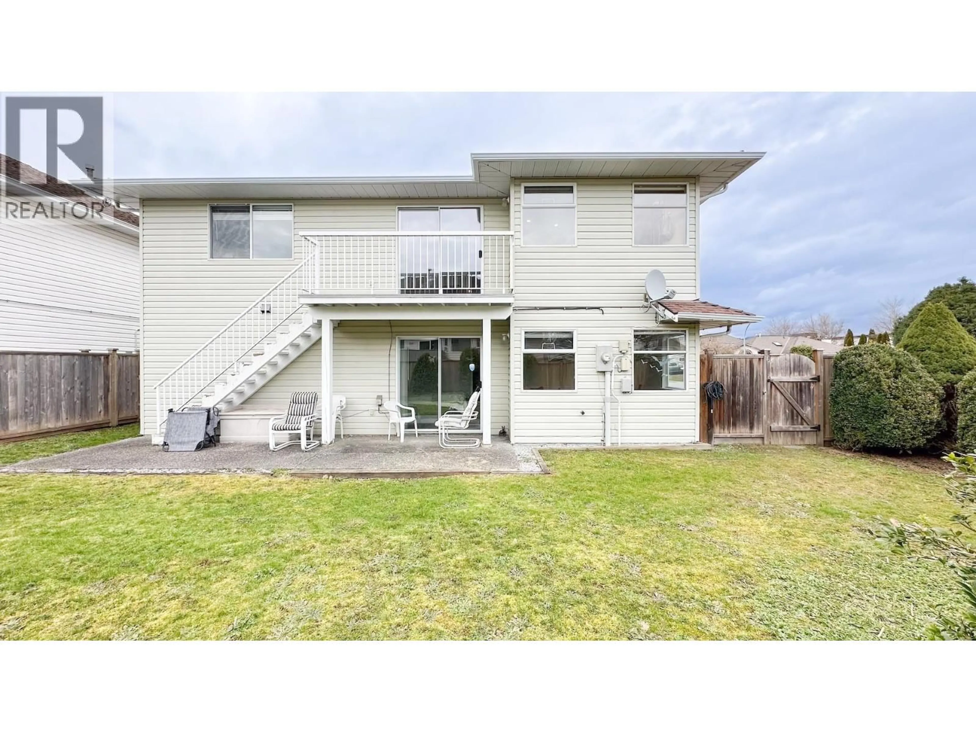 Unknown for 12055 CHESTNUT CRESCENT, Pitt Meadows British Columbia V3Y2L6