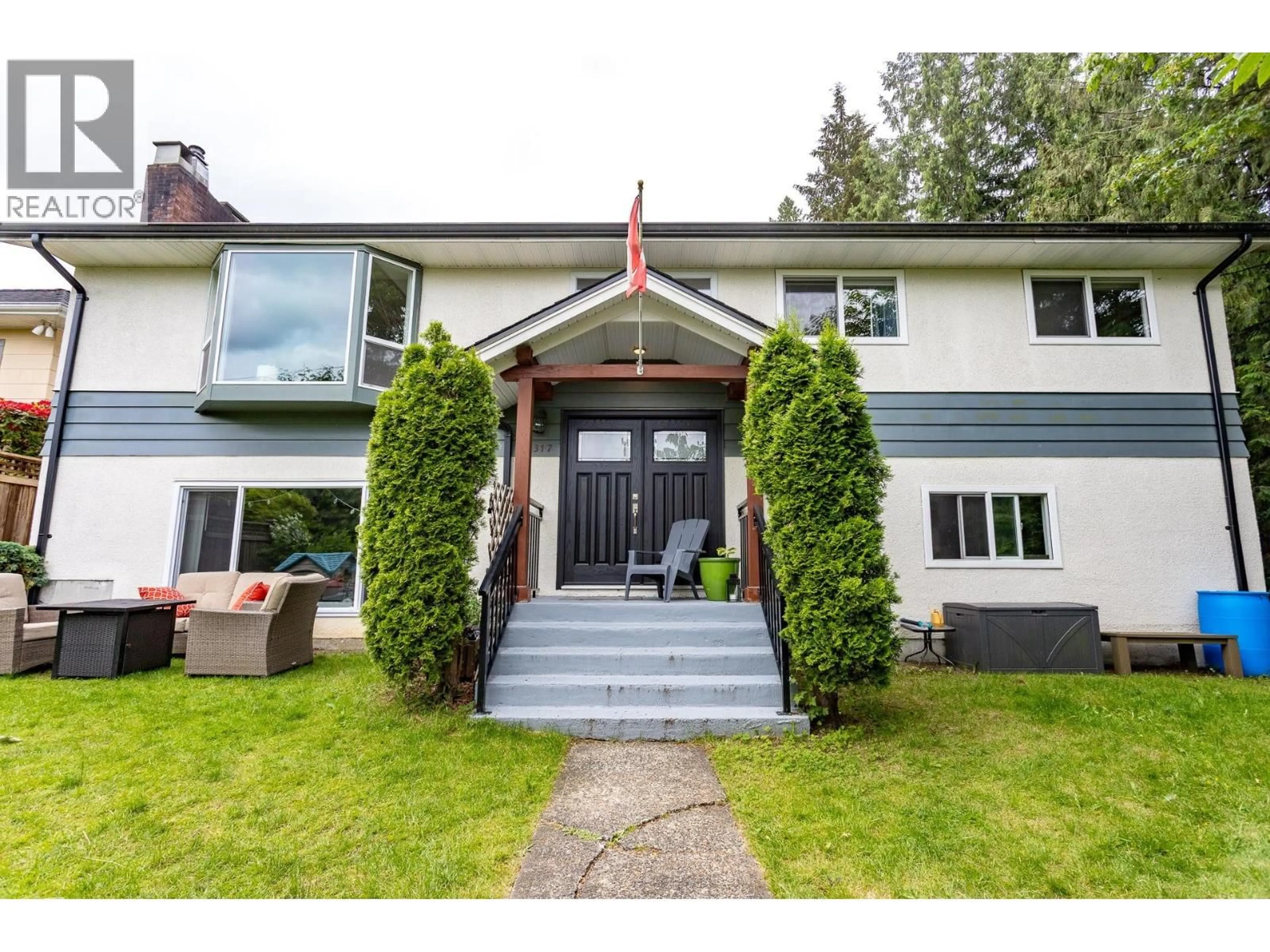 Unknown for 2317 ST GEORGE STREET, Port Moody British Columbia V3H2G3