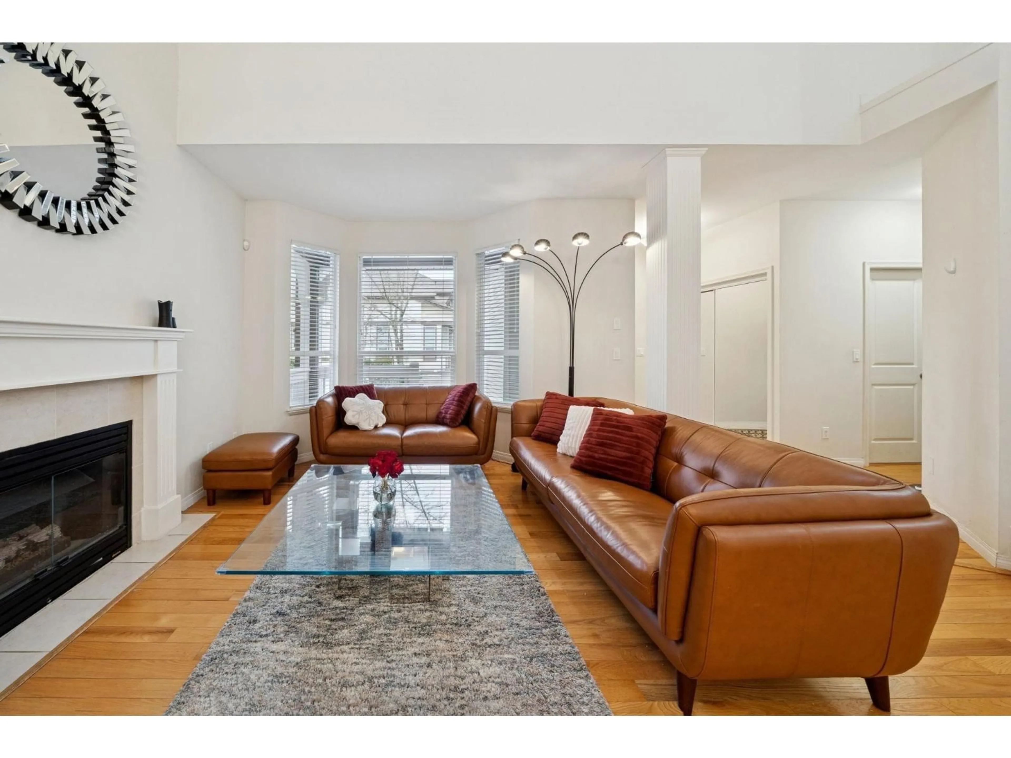 Living room with furniture, unknown for 11 - 8250 158 STREET, Surrey British Columbia V4N0R5