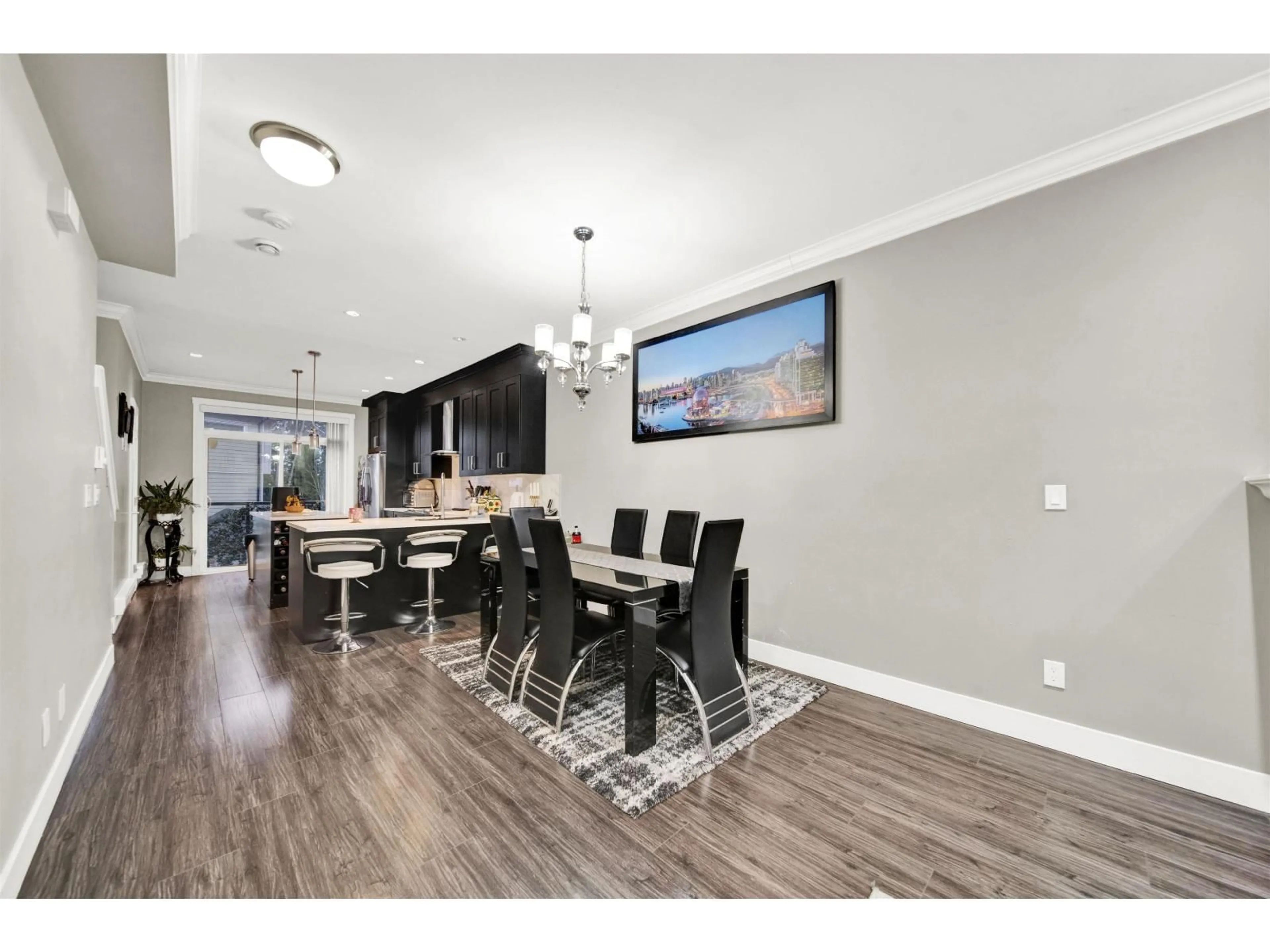 Open concept kitchen, wood/laminate floor for 32 - 13670 62 AVENUE, Surrey British Columbia V3X0H8