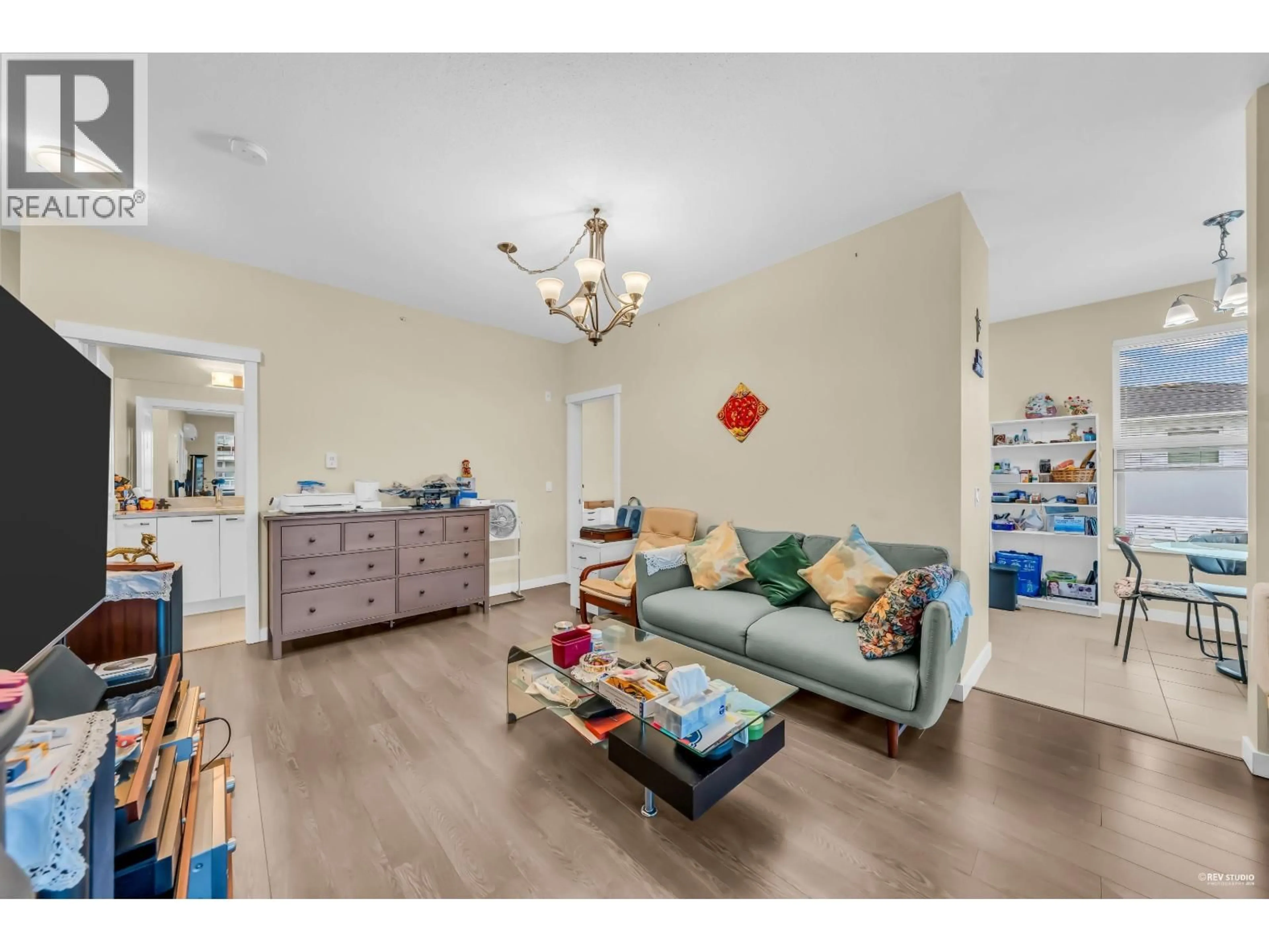 Living room with furniture, unknown for 413 - 9388 MCKIM WAY, Richmond British Columbia V6X0J7