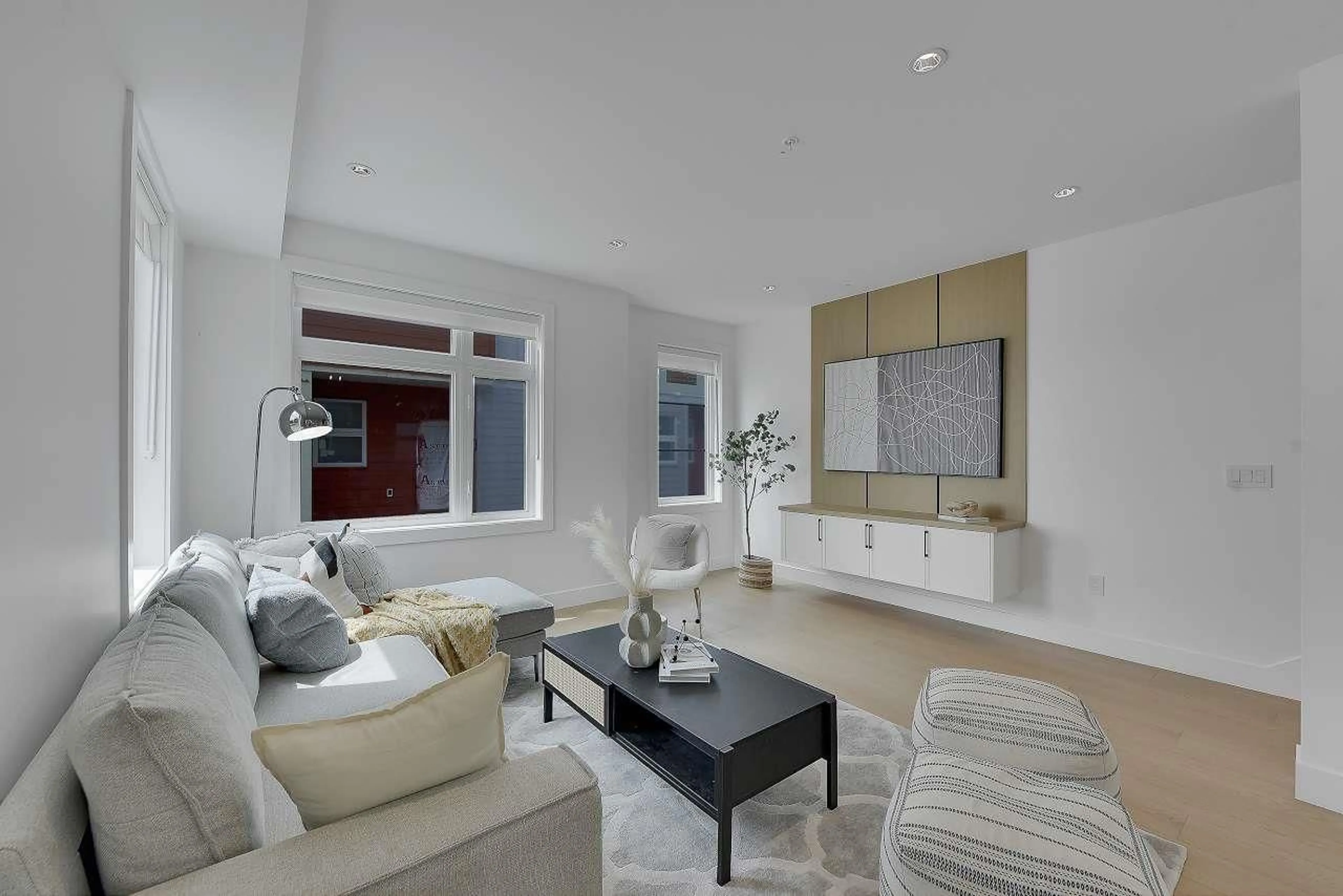 Living room with furniture, unknown for 17 - 7540 BRISKHAM STREET, Mission British Columbia V2V3L8