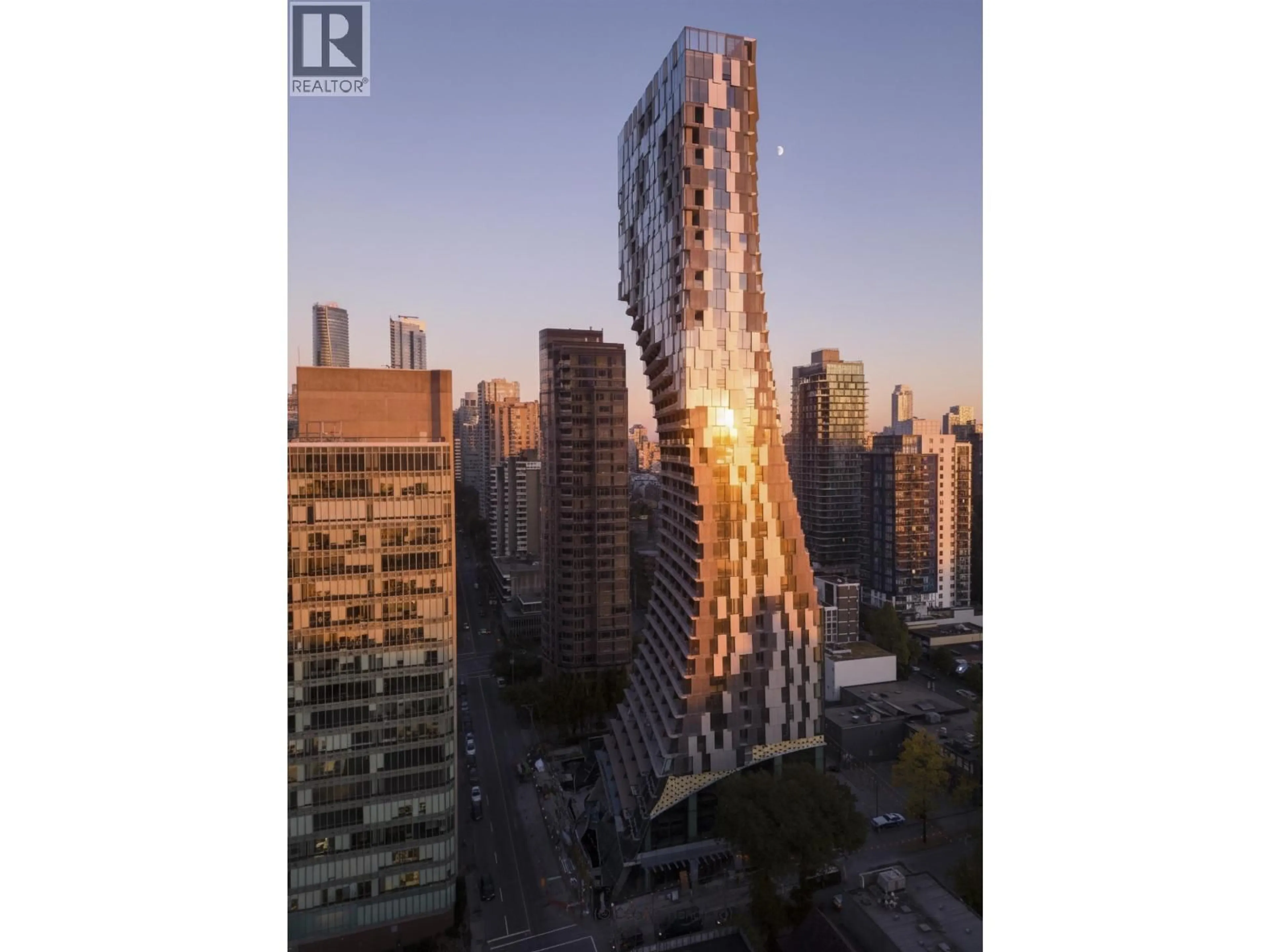 A pic from outside/outdoor area/front of a property/back of a property/a pic from drone, city buildings view from balcony for 3902 - 1568 ALBERNI STREET, Vancouver British Columbia V6G0E3