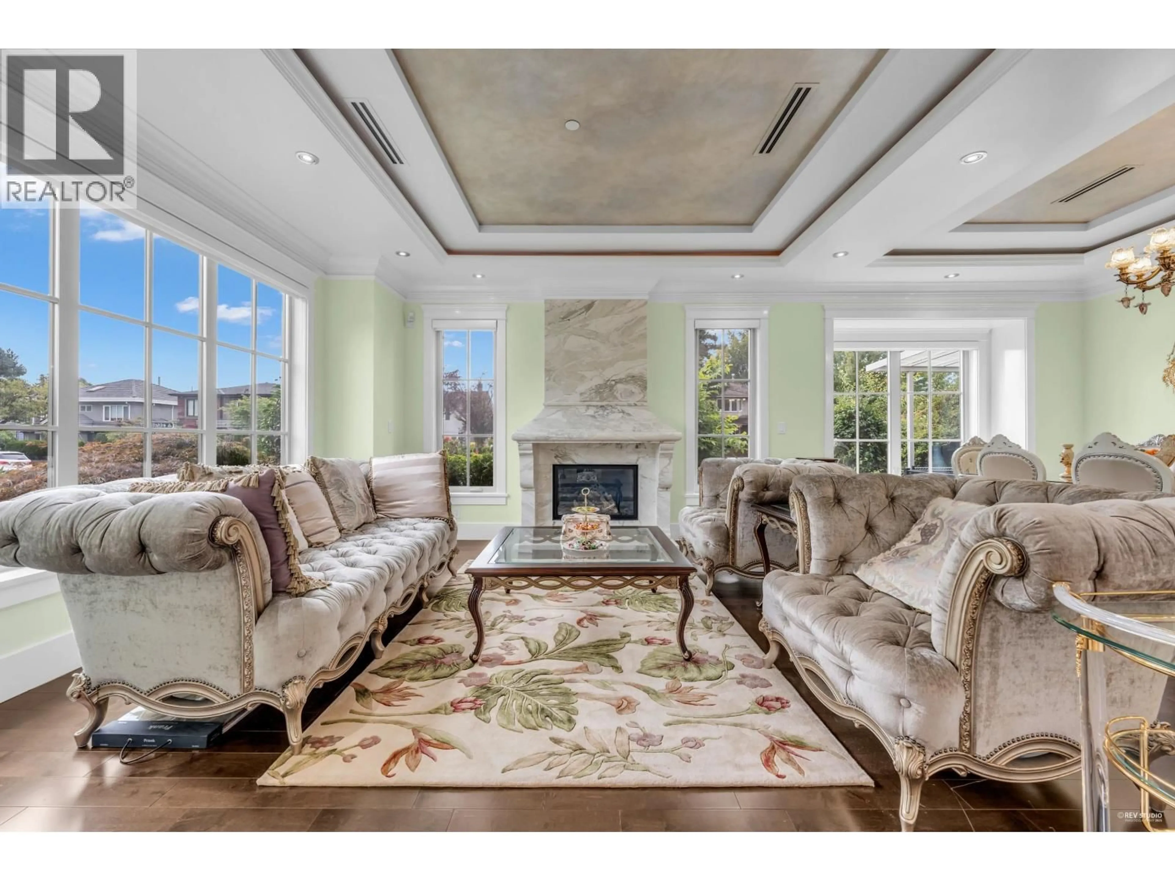 Living room with furniture, unknown for 7283 WILTSHIRE STREET, Vancouver British Columbia V6P5H4