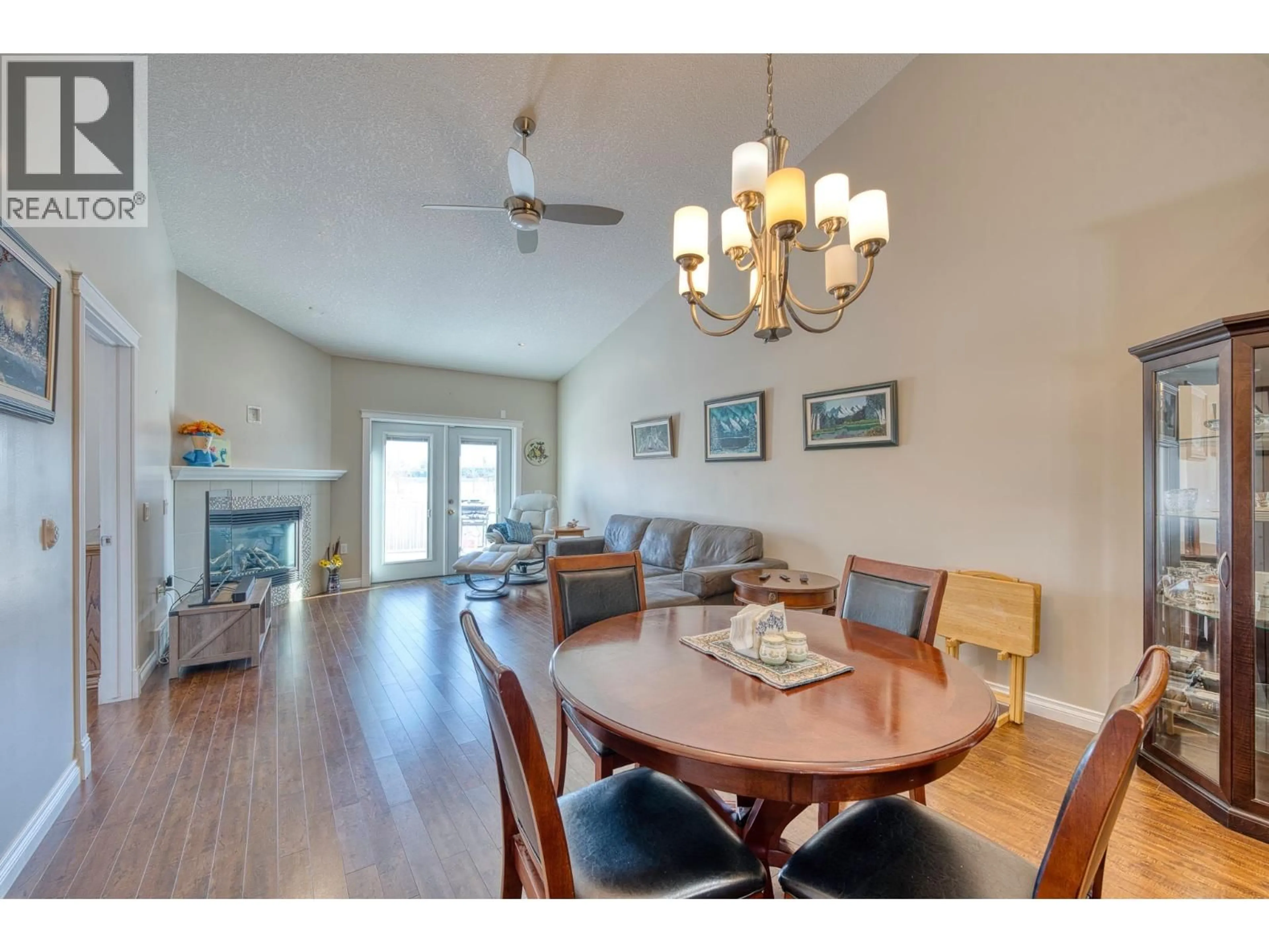 Dining room, wood/laminate floor for 104 - 9803 117 AVENUE, Fort St. John British Columbia V1J0E9