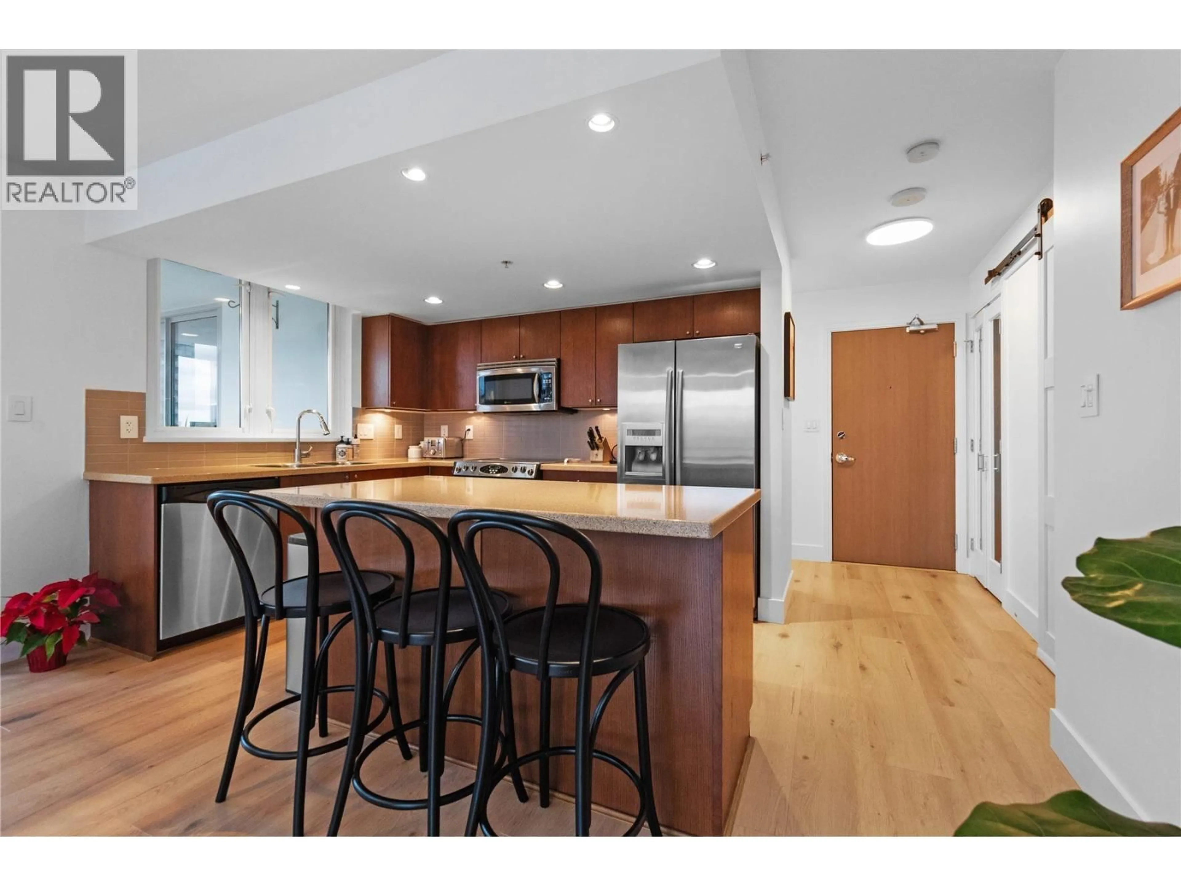 Open concept kitchen, unknown for 1102 - 4400 BUCHANAN STREET, Burnaby British Columbia V5C0E3