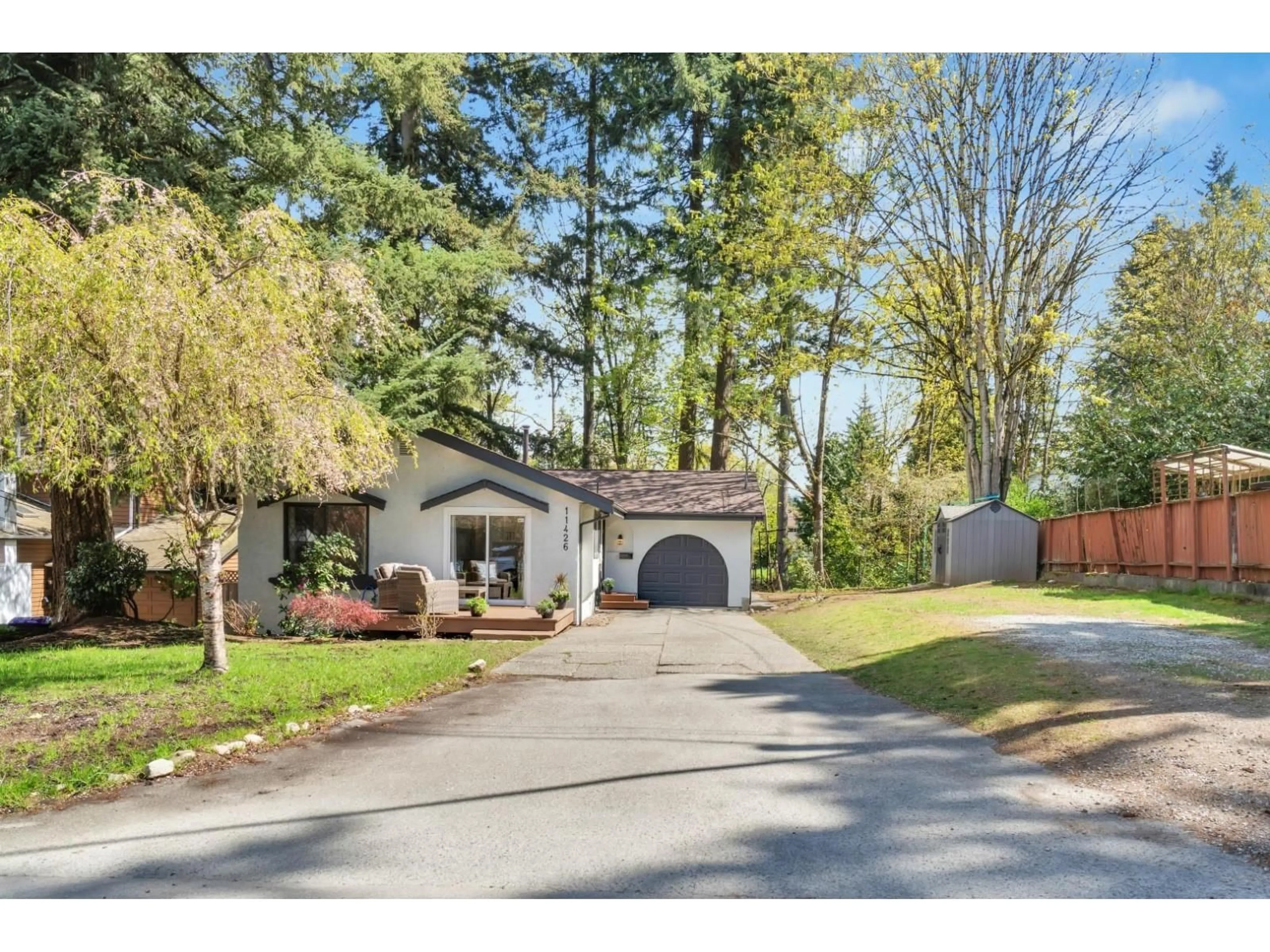 Unknown for 11426 141A STREET, Surrey British Columbia V3R3K2