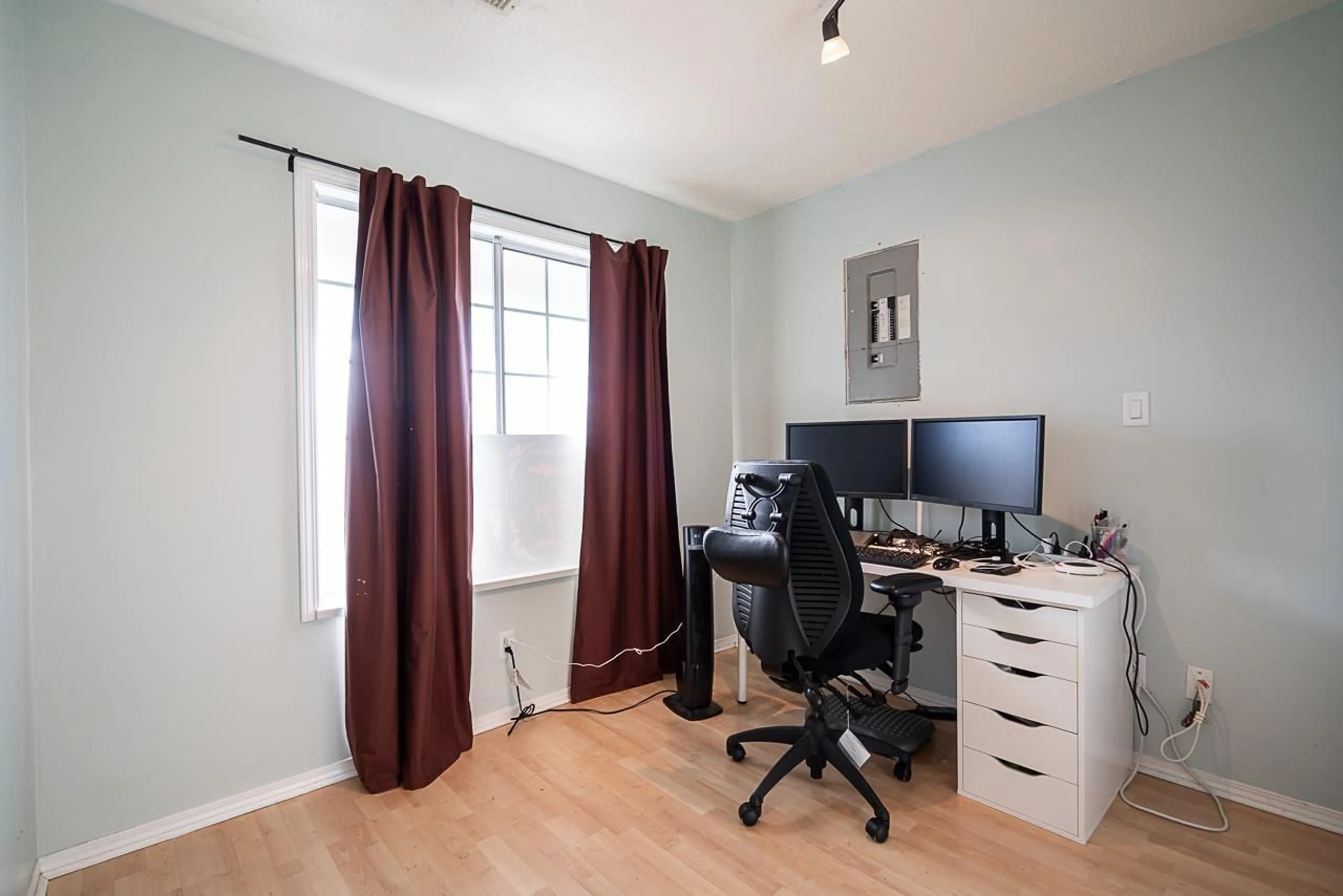 A pic of a room for 8455 CADE BARR STREET, Mission British Columbia V2V7K4