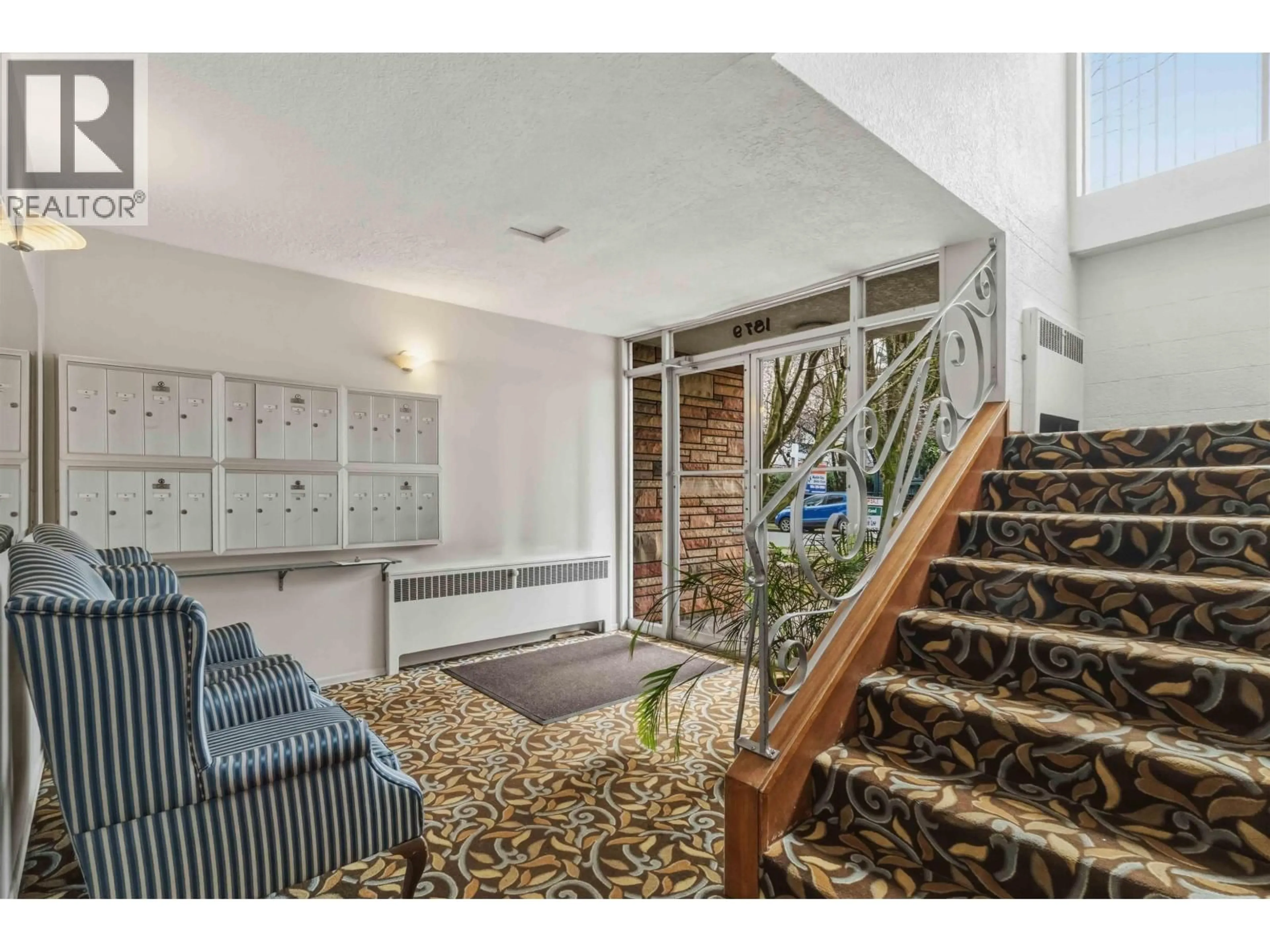 Indoor foyer for 107 - 1879 BARCLAY STREET, Vancouver British Columbia V6G1K7