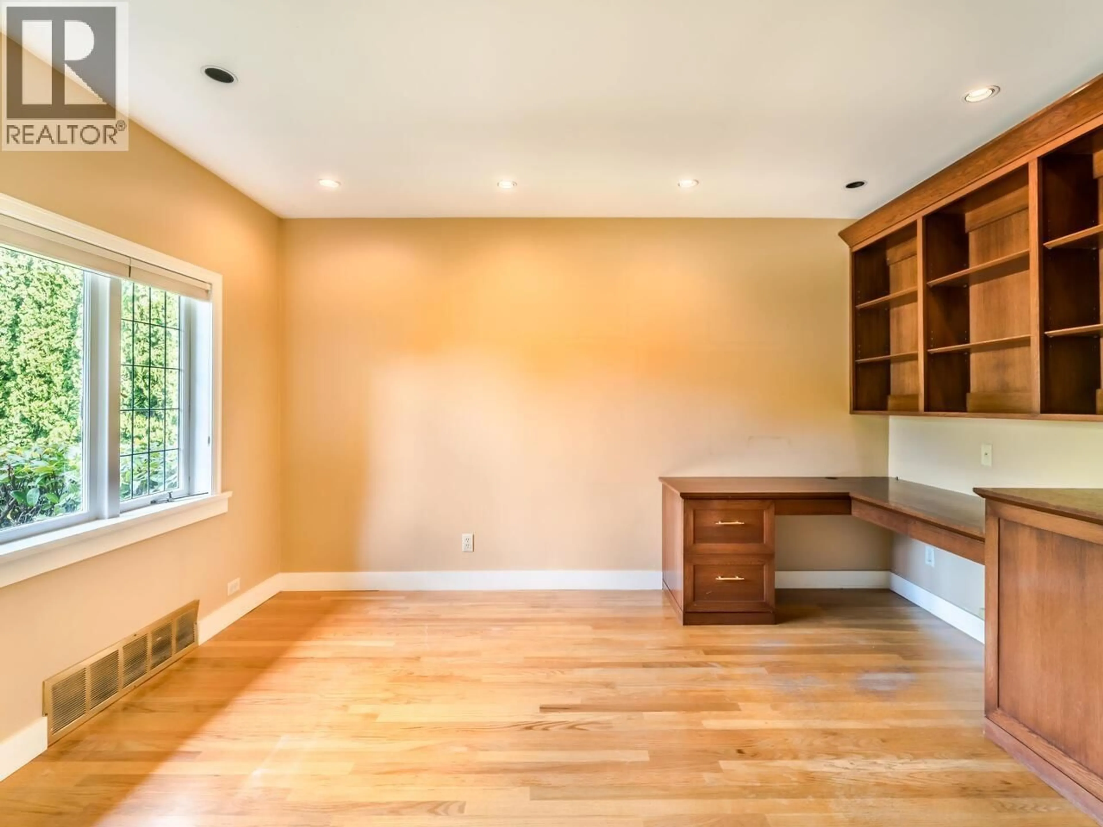 A pic of a room for 5810 CARTIER STREET, Vancouver British Columbia V6M3A7
