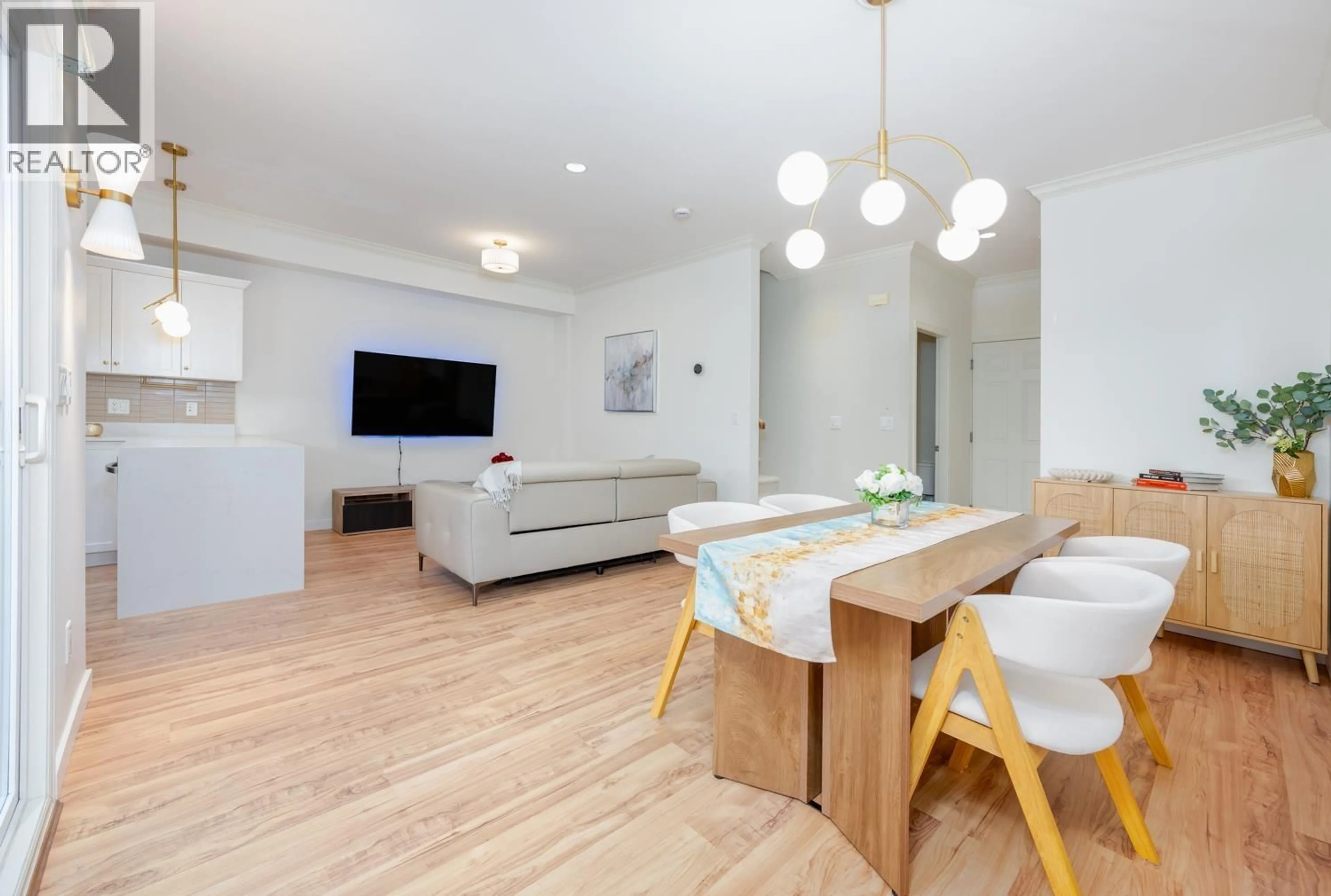 Living room with furniture, wood/laminate floor for 2 - 8271 FRANCIS ROAD, Richmond British Columbia V6Y1A5