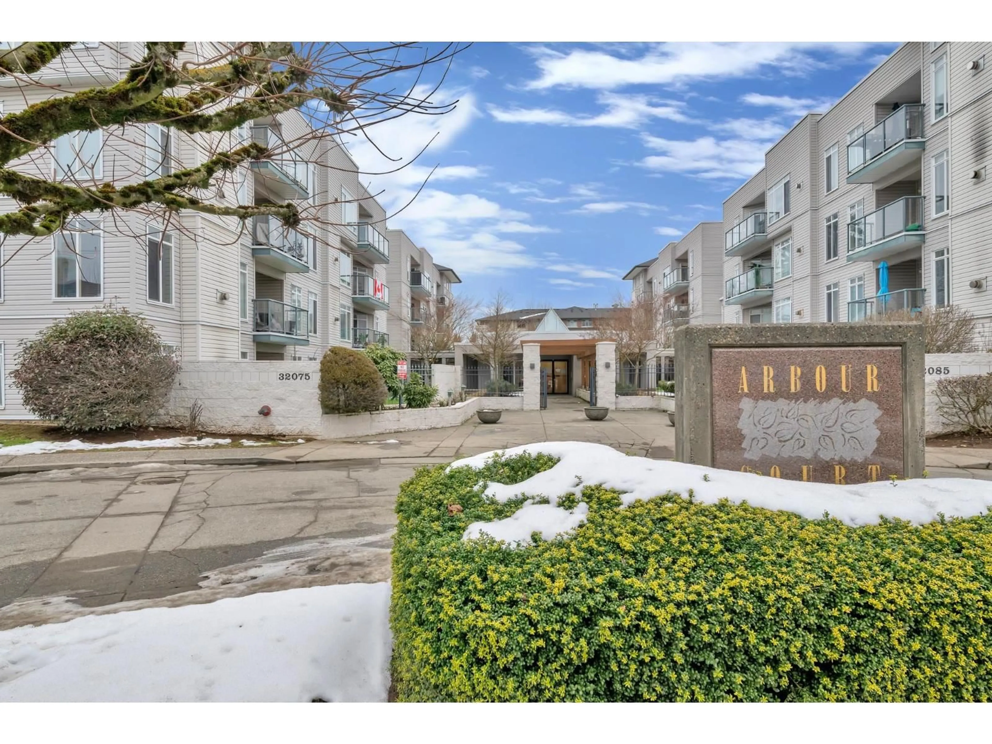 Unknown for 306 - 32075 GEORGE FERGUSON WAY, Abbotsford British Columbia V2T2K7