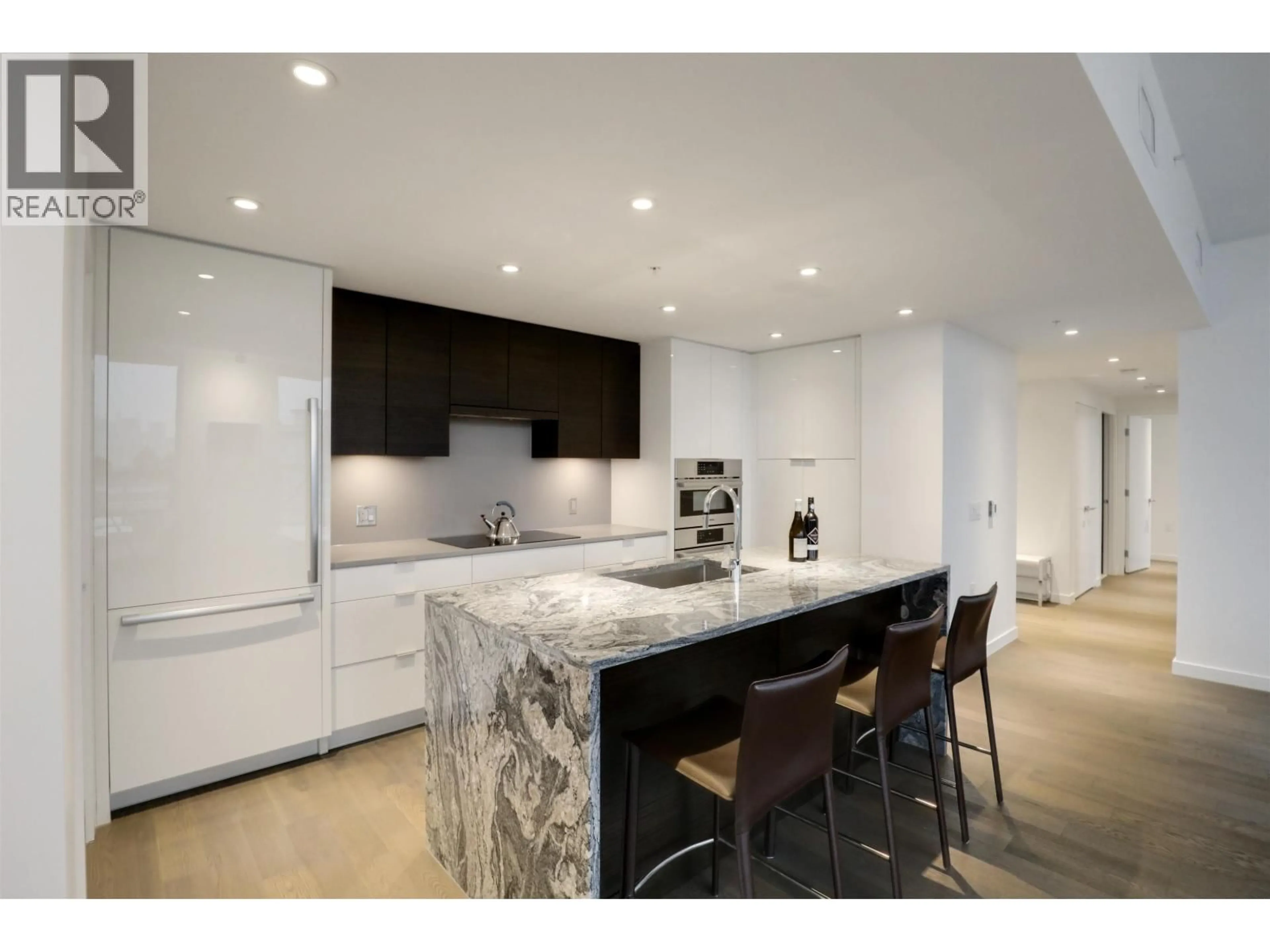 Contemporary kitchen, unknown for 1302 - 1688 PULLMAN PORTER STREET, Vancouver British Columbia V6A0H3