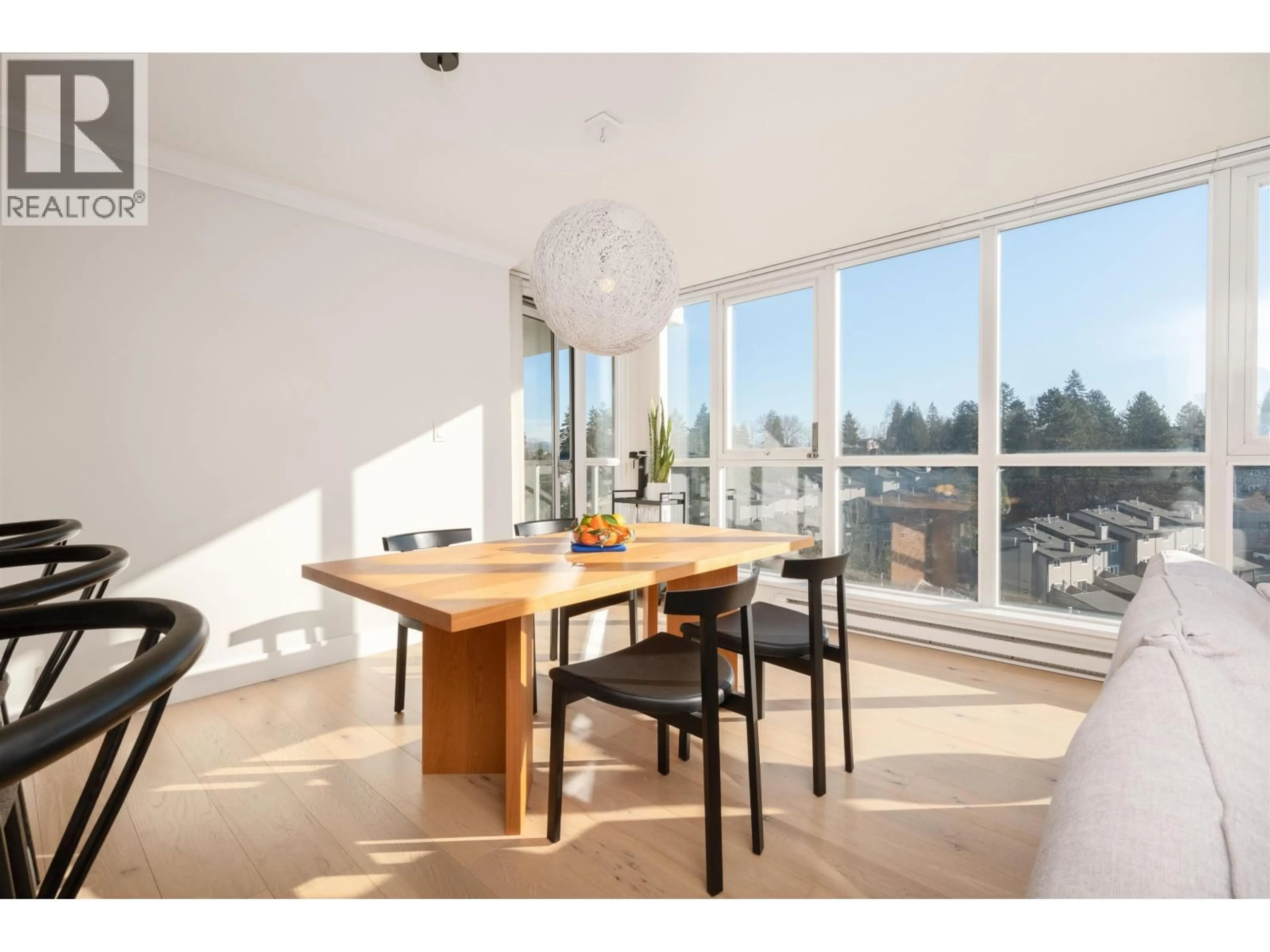Dining room, wood/laminate floor for 1104 - 235 GUILDFORD WAY, Port Moody British Columbia V3H5L8