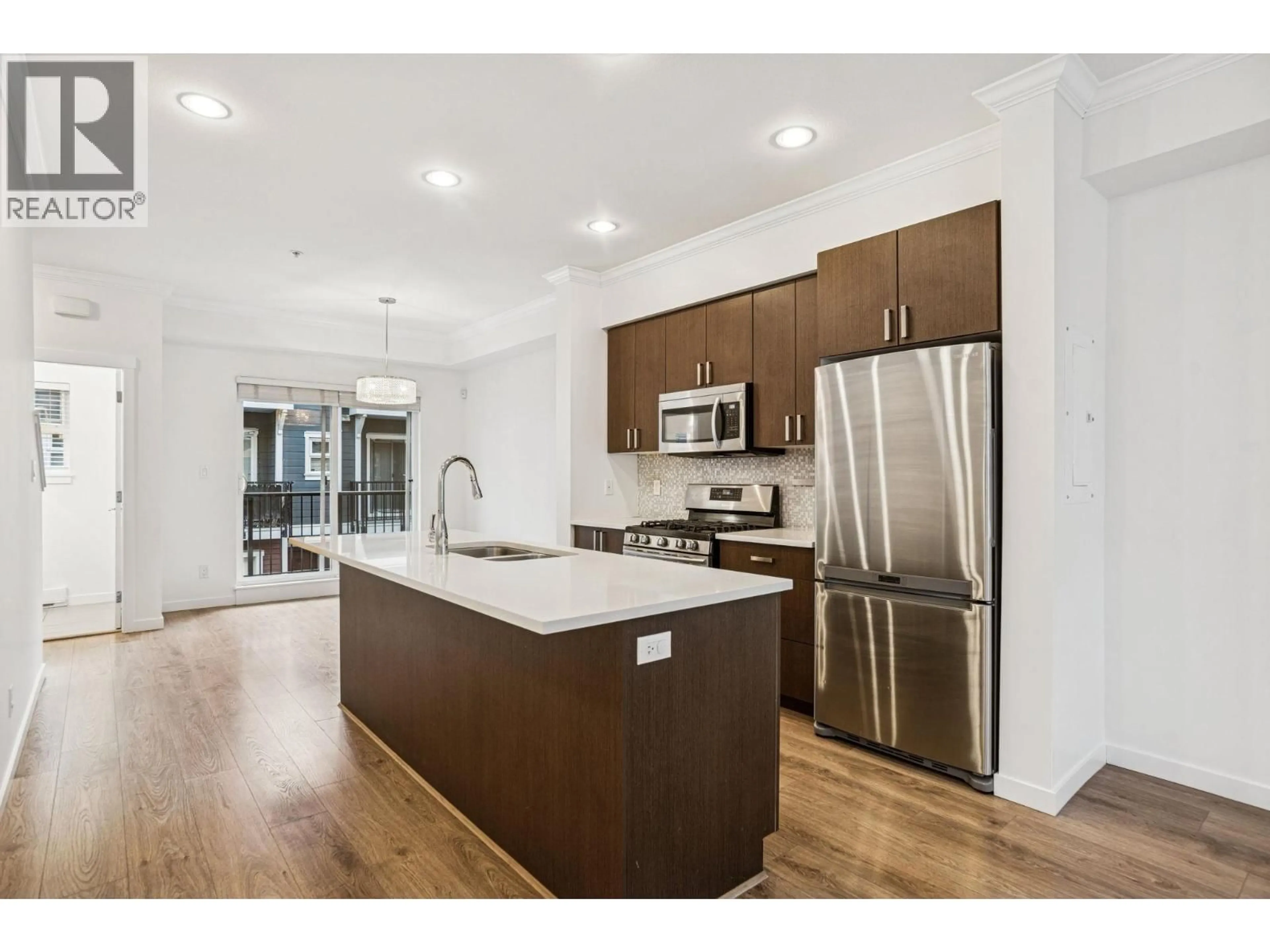 Open concept kitchen, unknown for 23 - 1111 EWEN AVENUE, New Westminster British Columbia V3M5E3