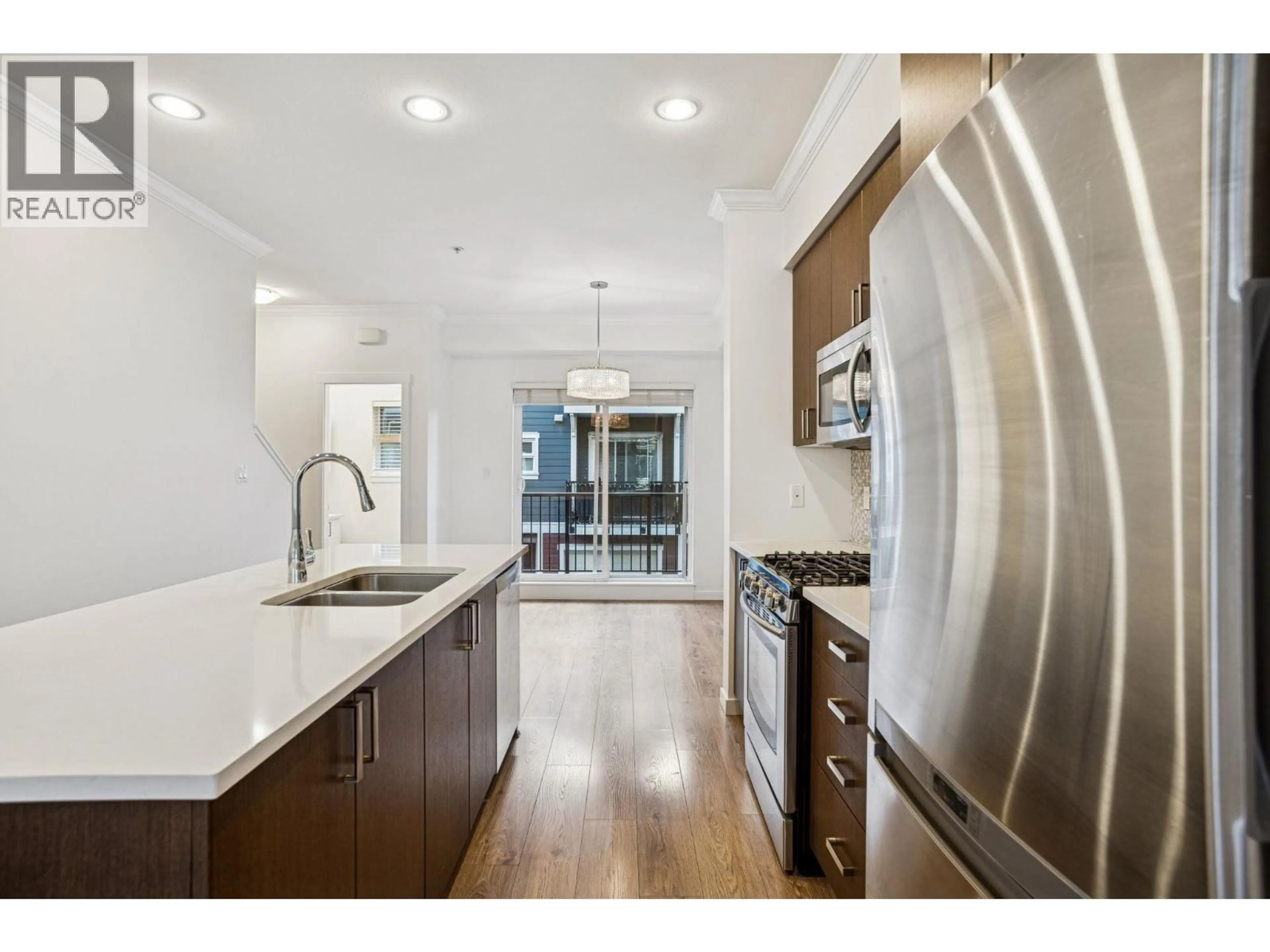 Open concept kitchen, unknown for 23 - 1111 EWEN AVENUE, New Westminster British Columbia V3M5E3