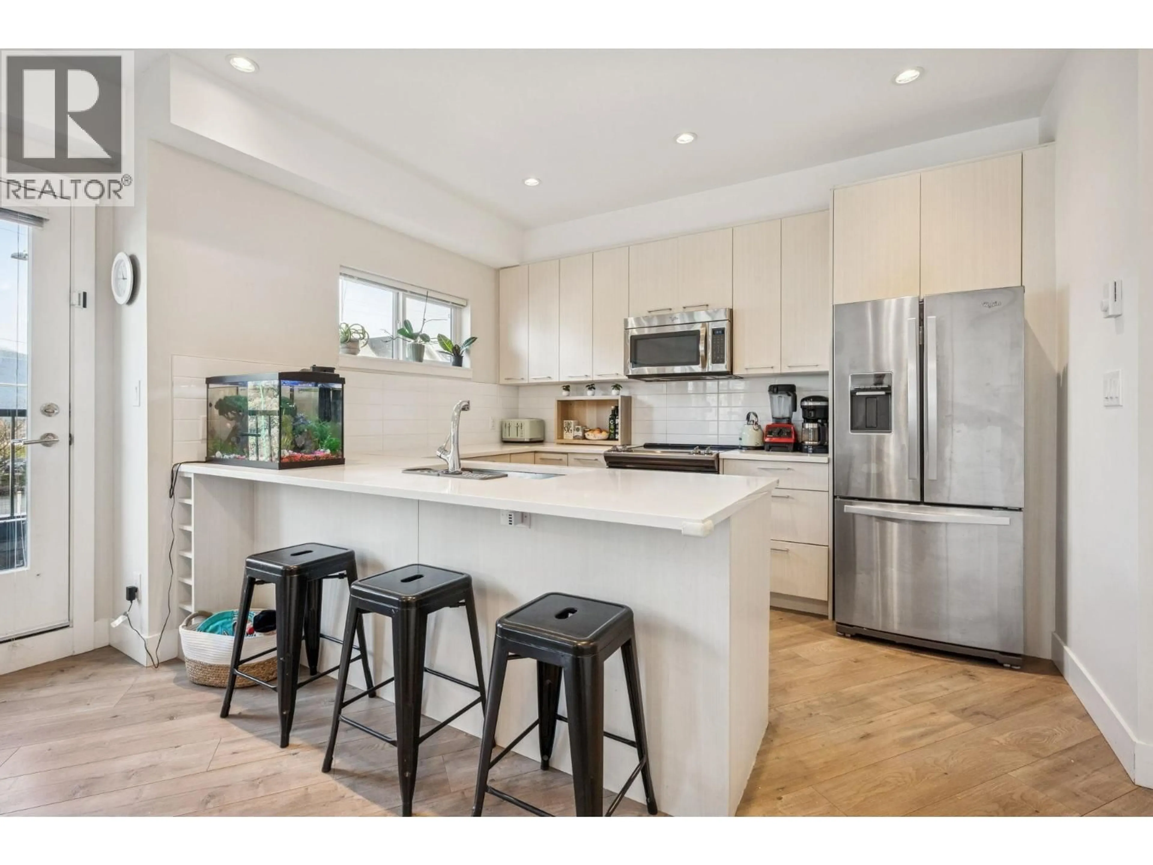 Open concept kitchen, unknown for 205 - 7180 BARNET ROAD, Burnaby British Columbia V5A1C8